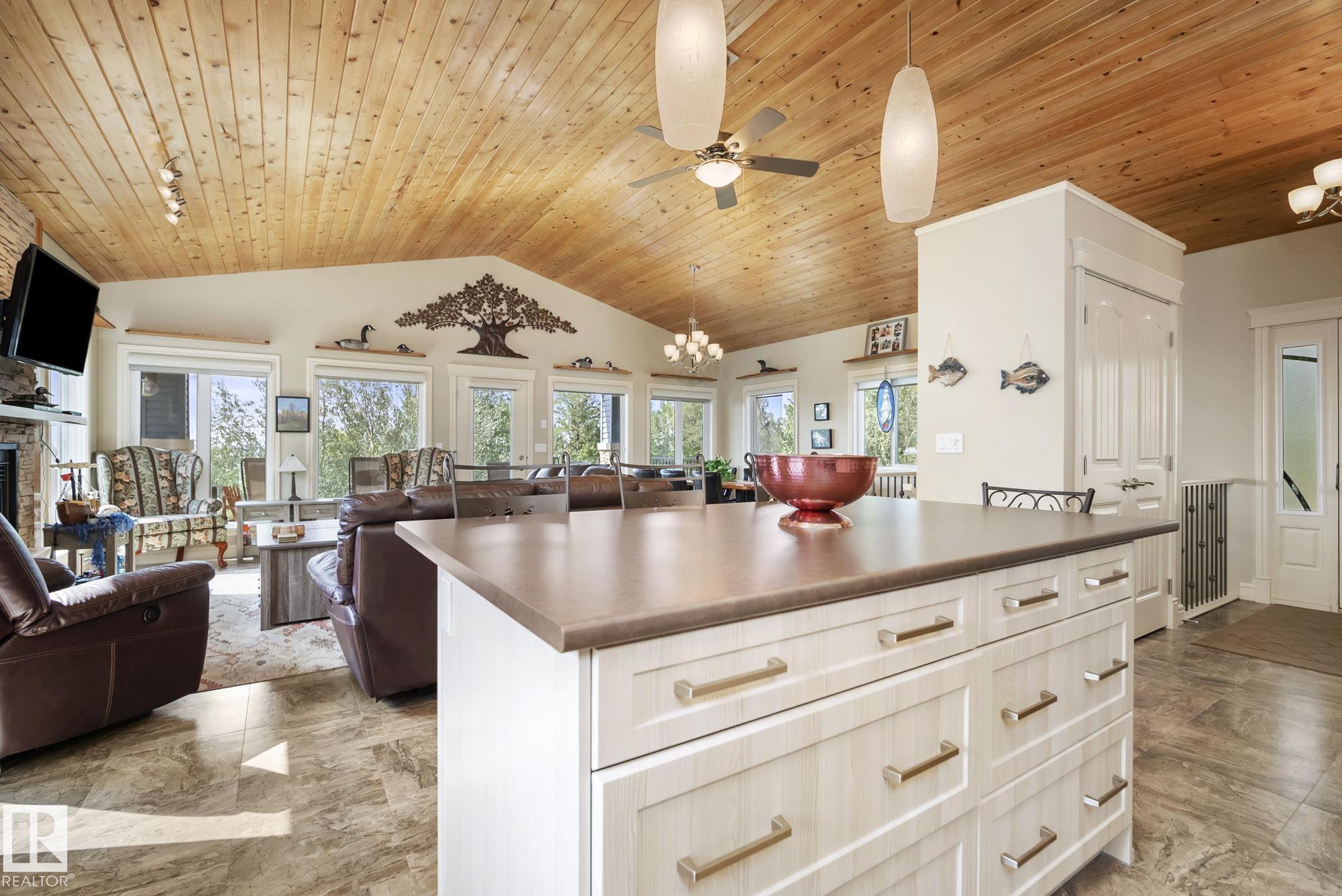 Photo 26 at 4518 Lakeshore Road, Whitewood Sands, Rural Parkland County