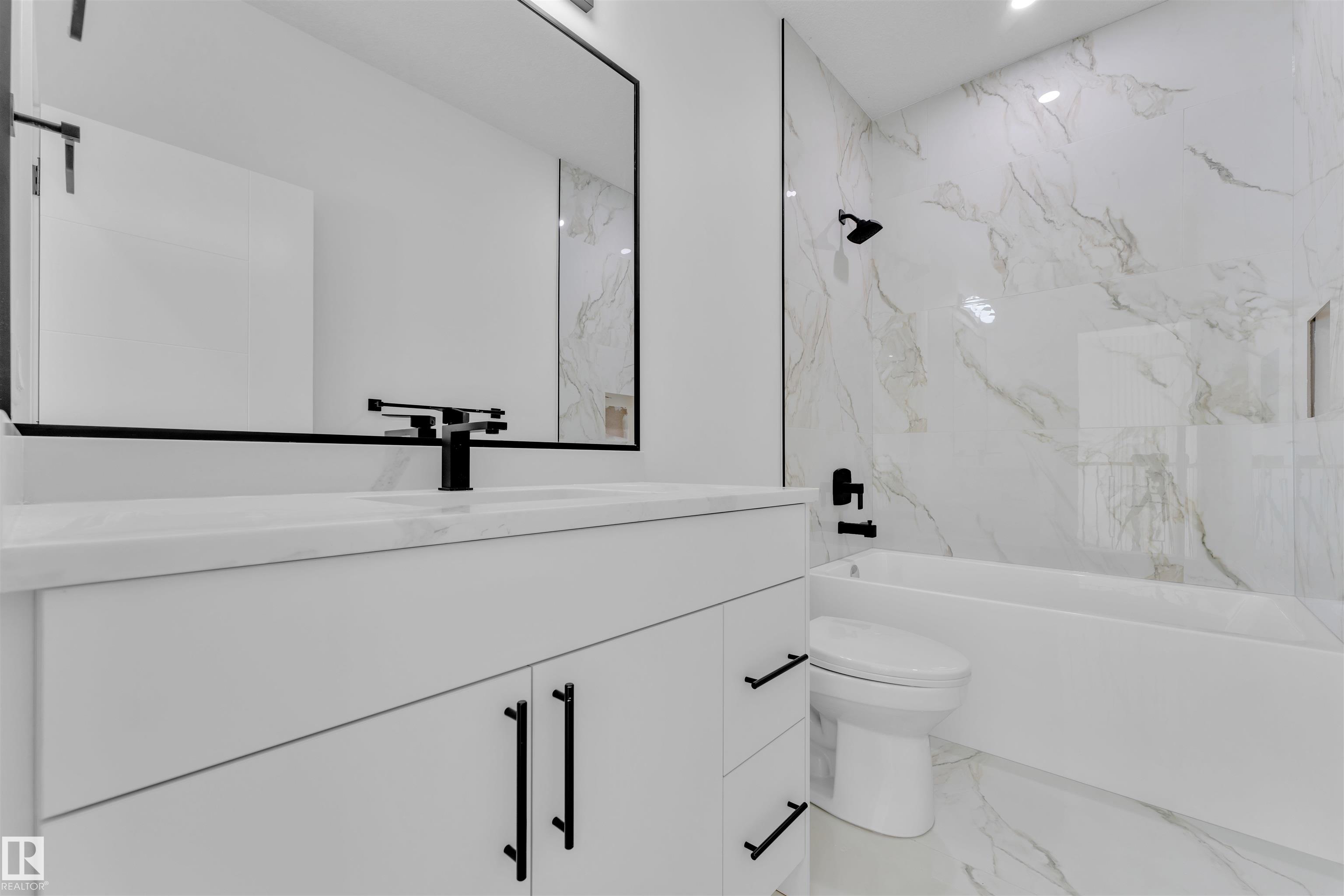 Photo 35 at 121 Lilac Close, Woodbend, Leduc