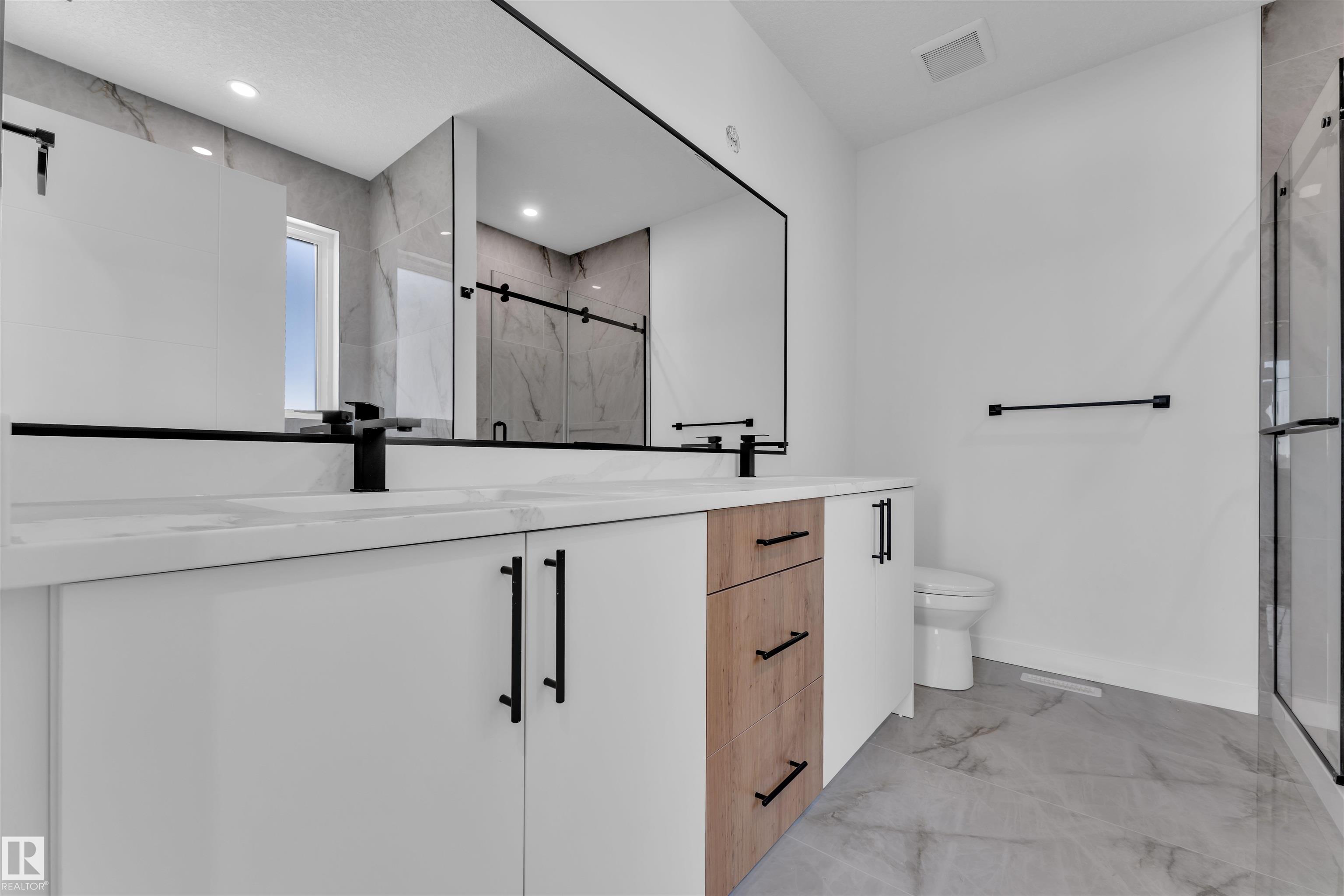 Photo 44 at 121 Lilac Close, Woodbend, Leduc