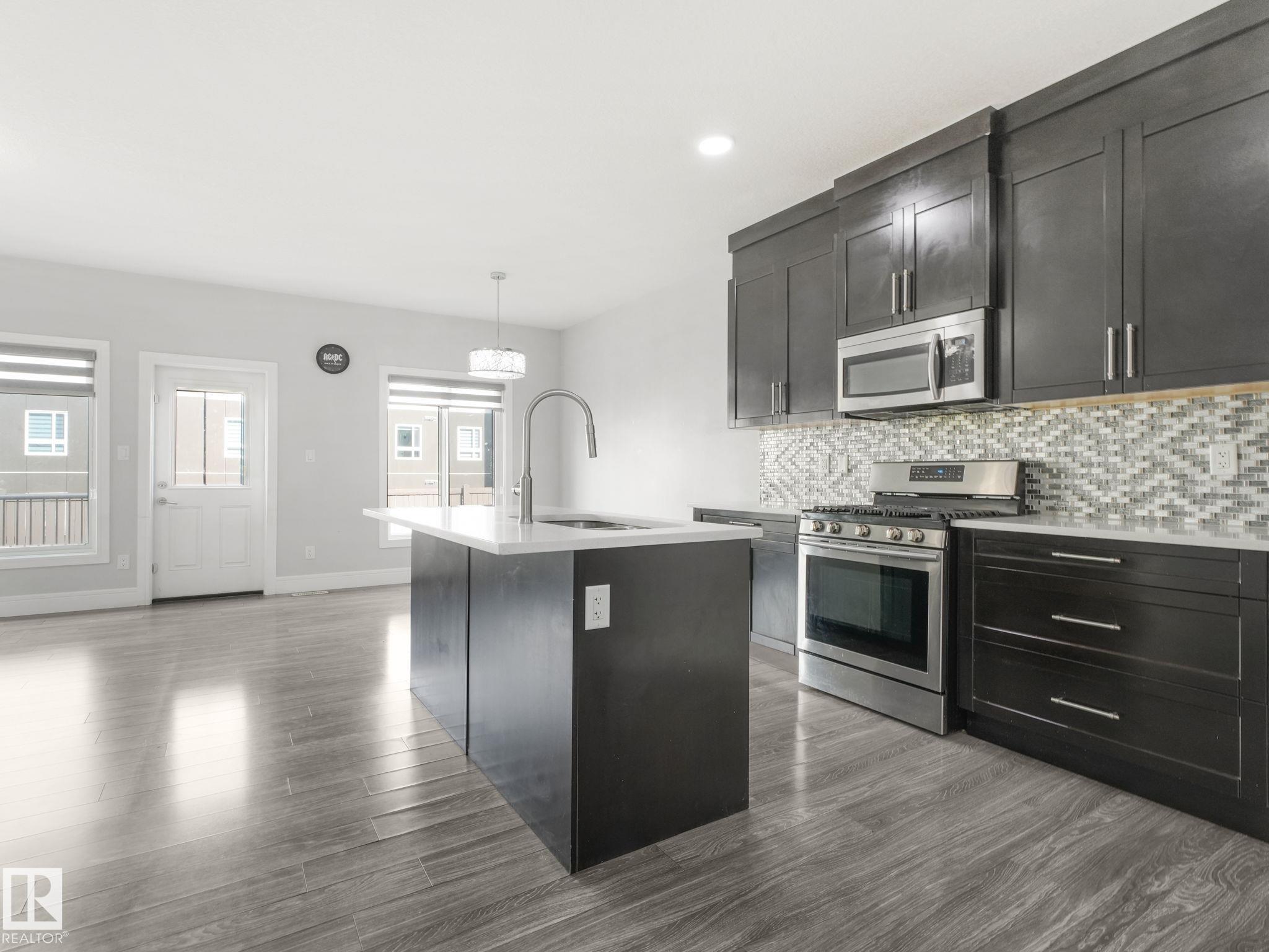 Photo 24 at 1637 25 Street NW, Laurel, Edmonton