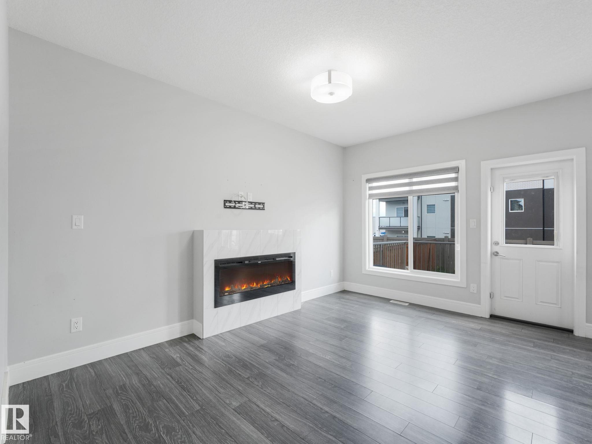 Photo 34 at 1637 25 Street NW, Laurel, Edmonton