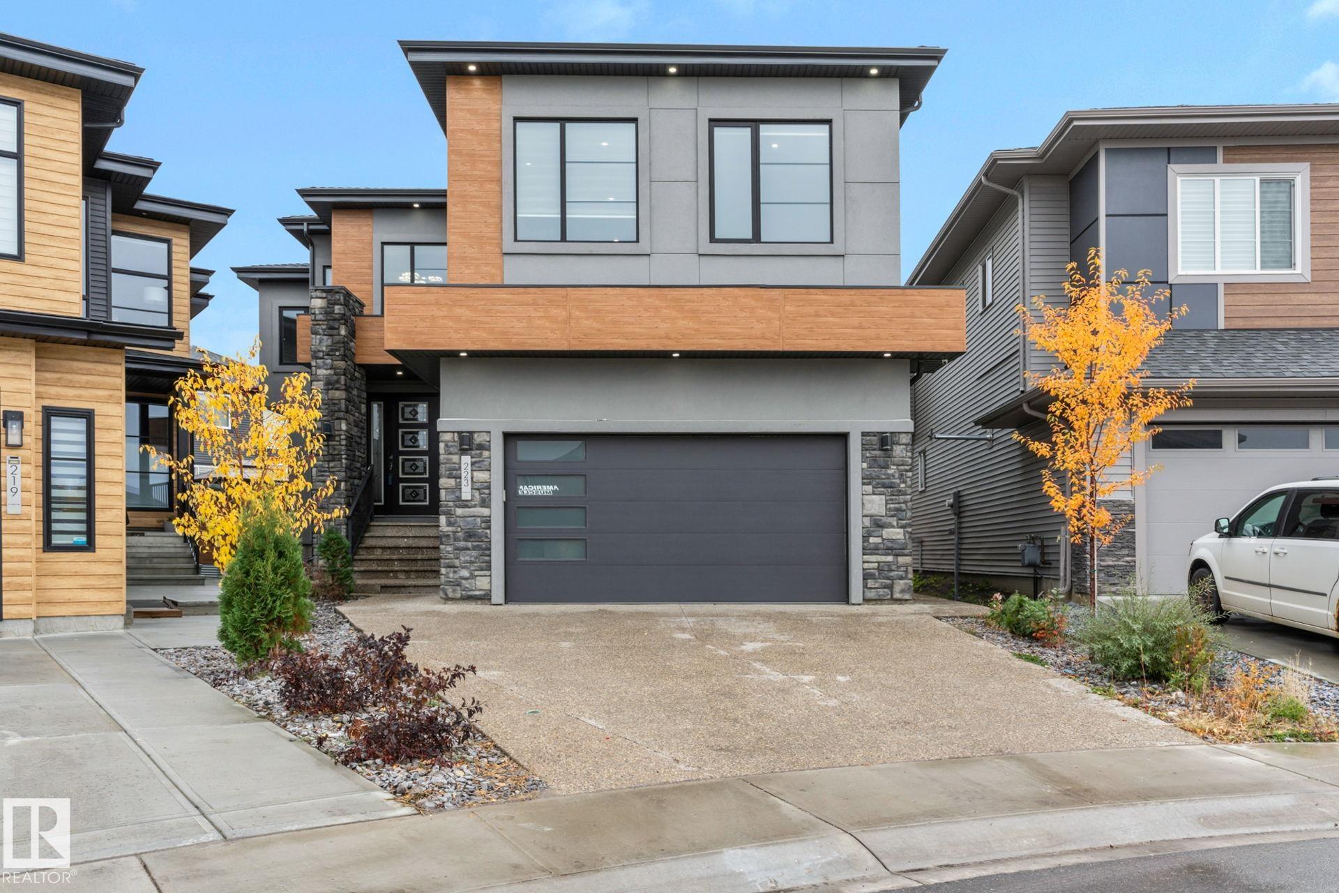 223 37 Street SW, Charlesworth, Edmonton 