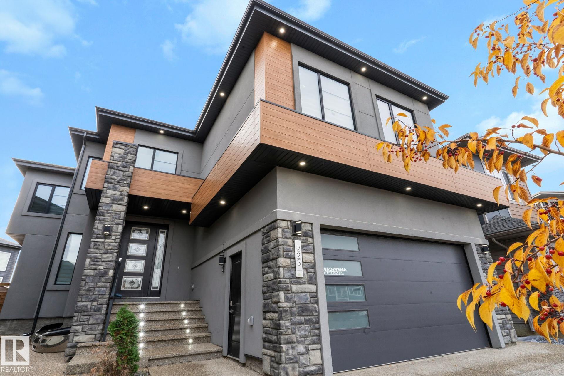 Photo 2 at 223 37 Street SW, Charlesworth, Edmonton