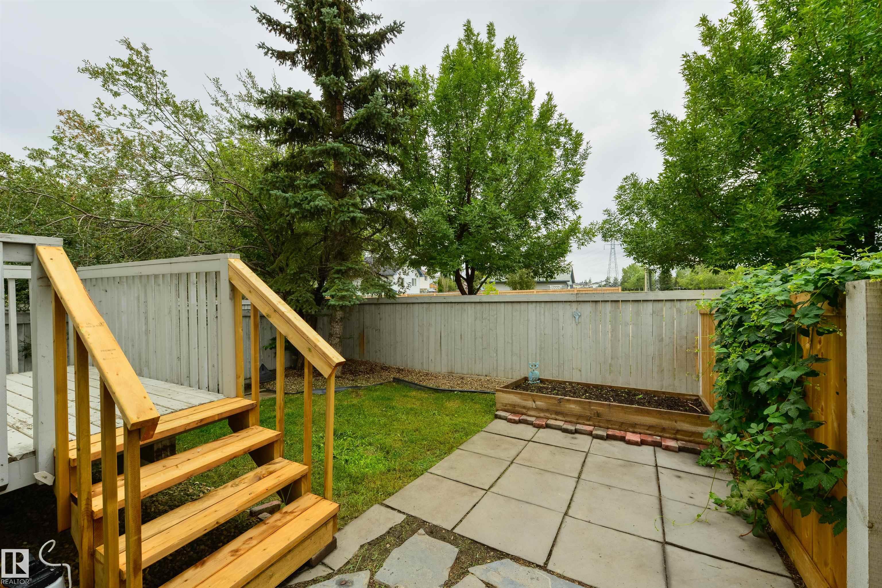 http://cdnparap120.paragonrels.com/ParagonImages/Property/p12/RAE/225364612/33/0/0/fda9a9565da038a3c7f9039f61e00e46/1/46a4c99a9d988f4dc7b2b40b4bd33987/225364612-a0c8945b-a1af-4fe1-9f48-0ea9f8407f11.JPG