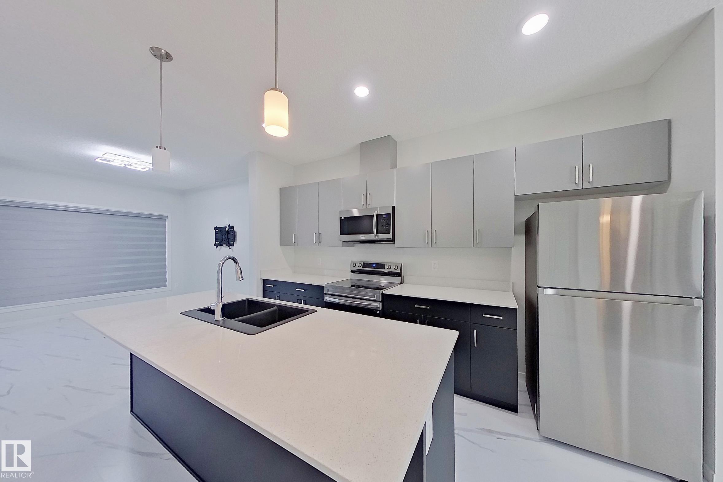 Photo 13 at 7118 46a Street, Le Reve, Beaumont