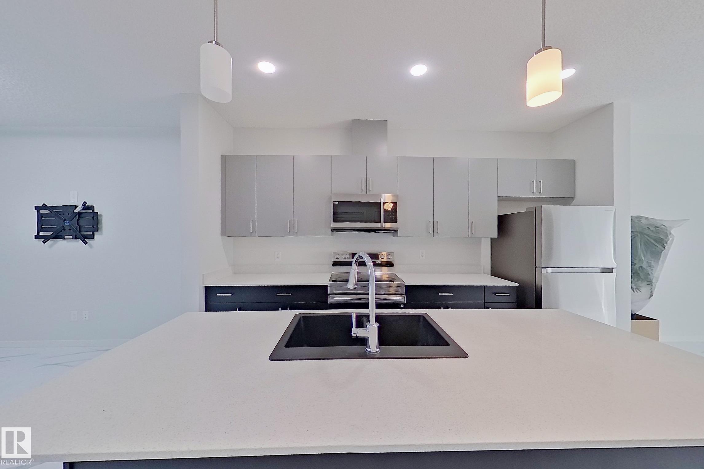Photo 17 at 7118 46a Street, Le Reve, Beaumont