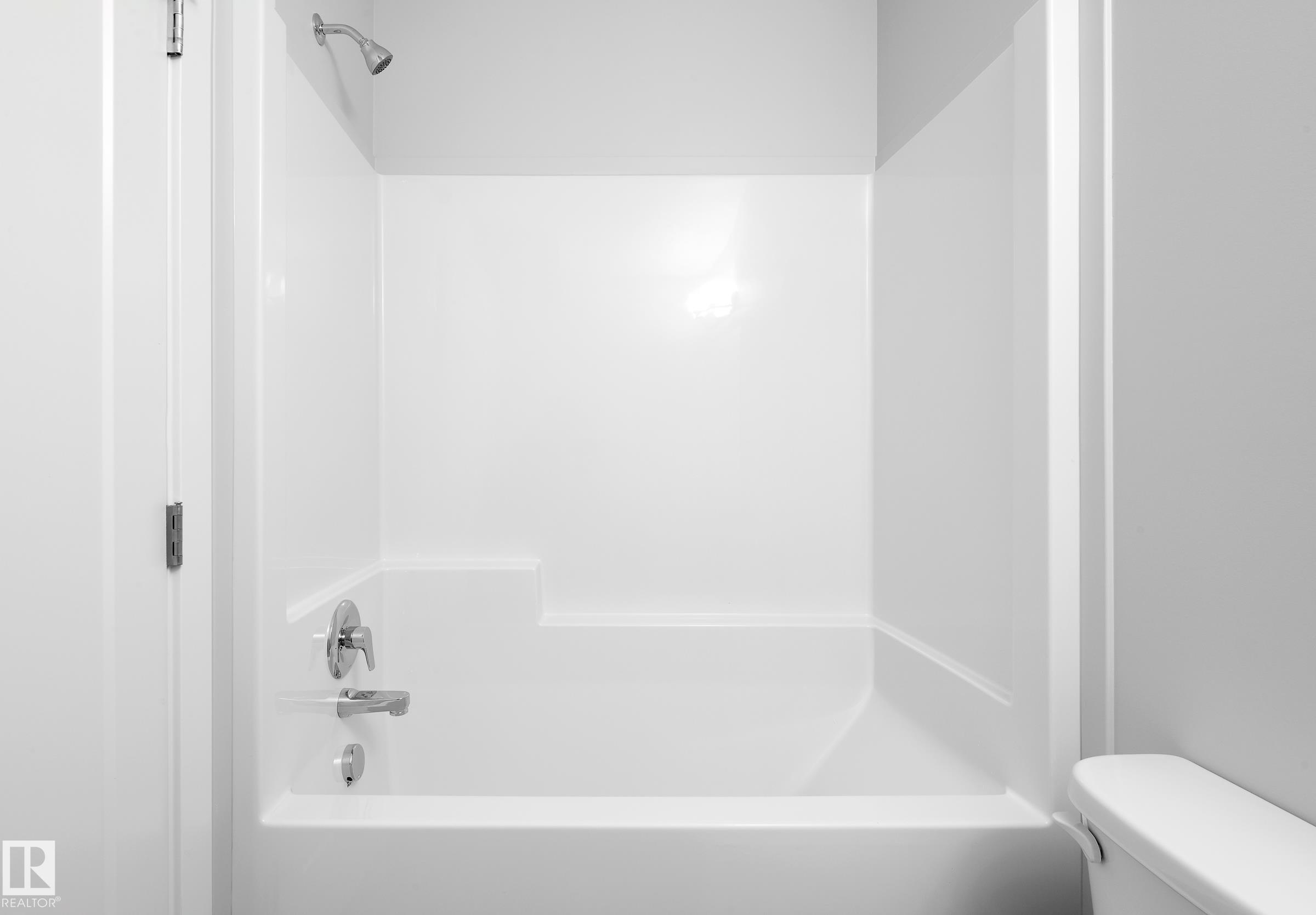 Photo 27 at 752 Berg Loop, Black Stone, Leduc