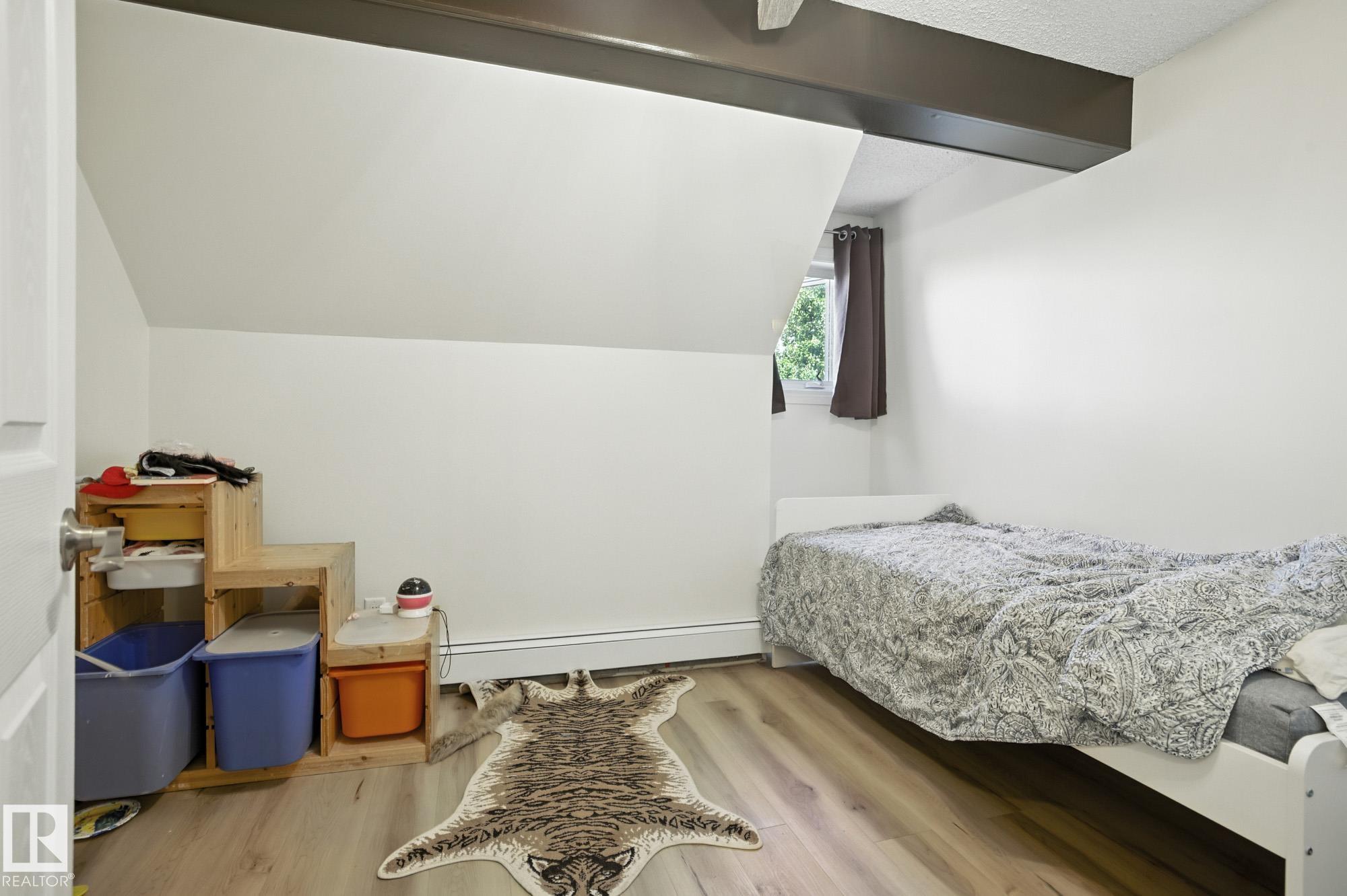 Photo 16 at 9043 Tudor Glen, Grandin, St. Albert
