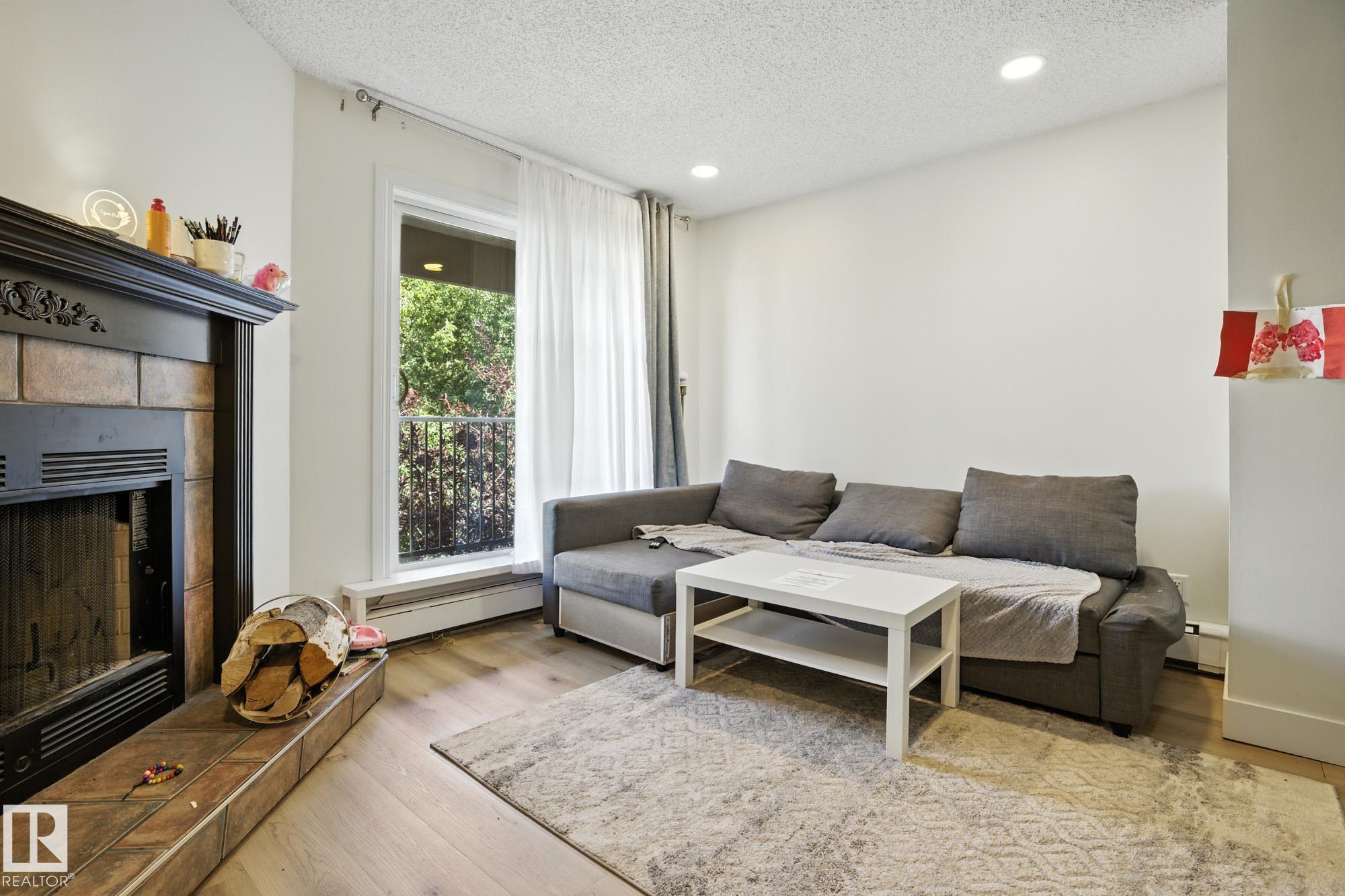 Photo 6 at 9043 Tudor Glen, Grandin, St. Albert
