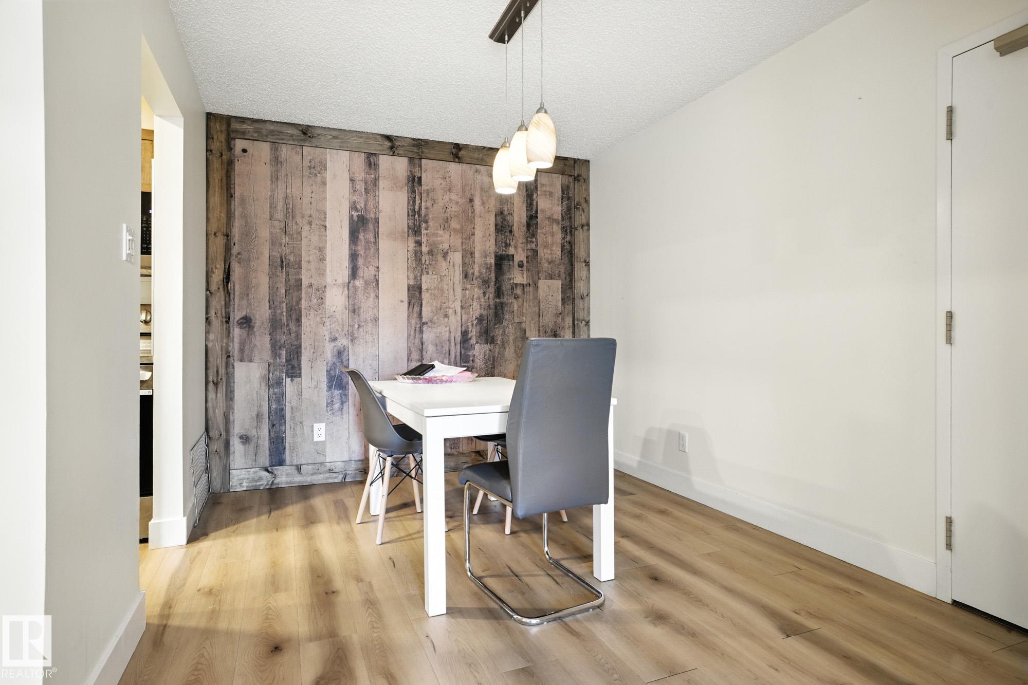 Photo 8 at 9043 Tudor Glen, Grandin, St. Albert