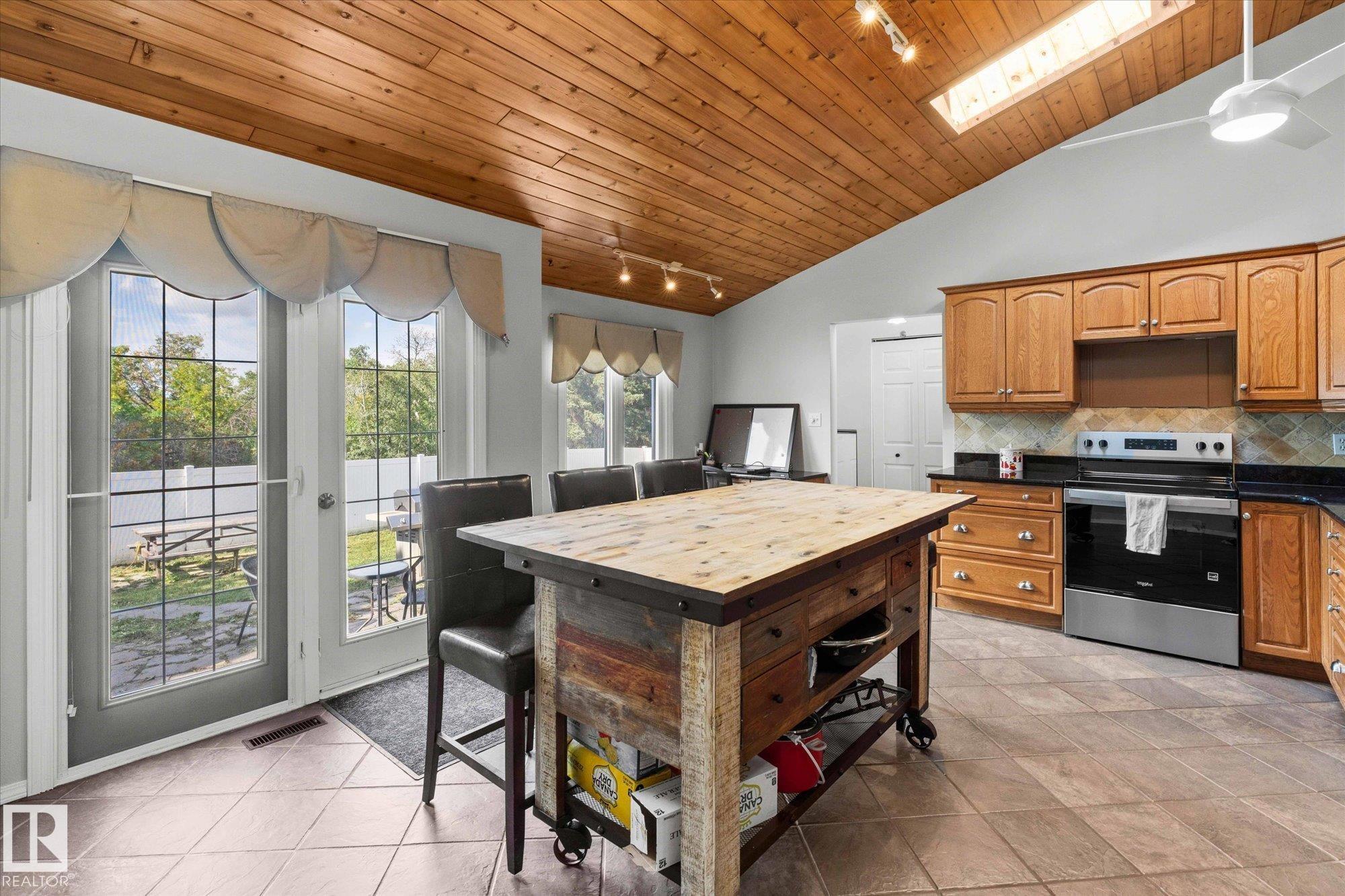 Photo 20 at 8006 100 Avenue, Pineview Fort Sask., Fort Saskatchewan