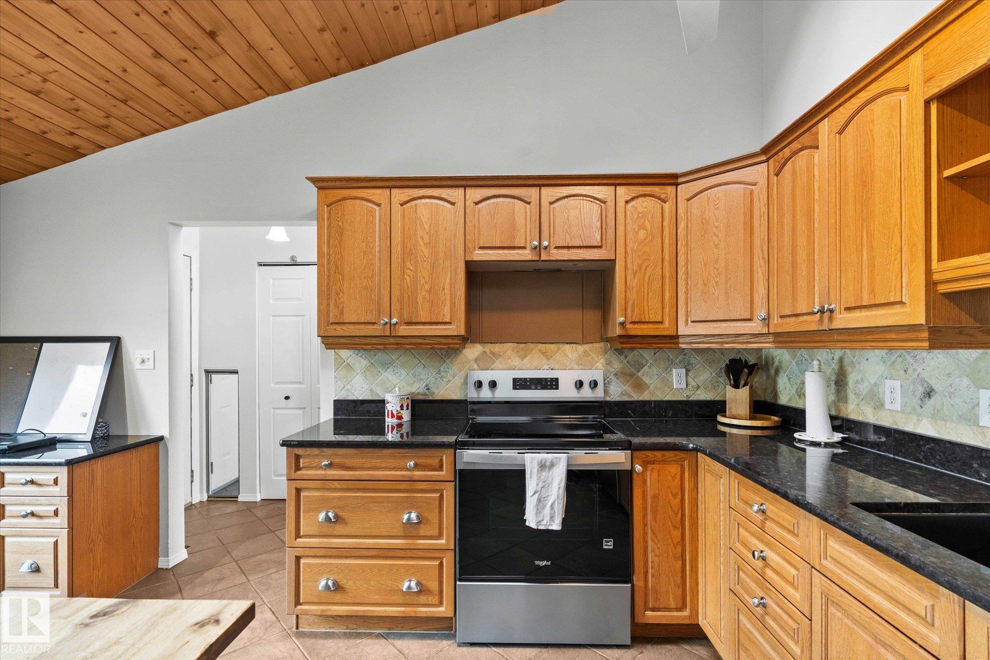 Photo 23 at 8006 100 Avenue, Pineview Fort Sask., Fort Saskatchewan