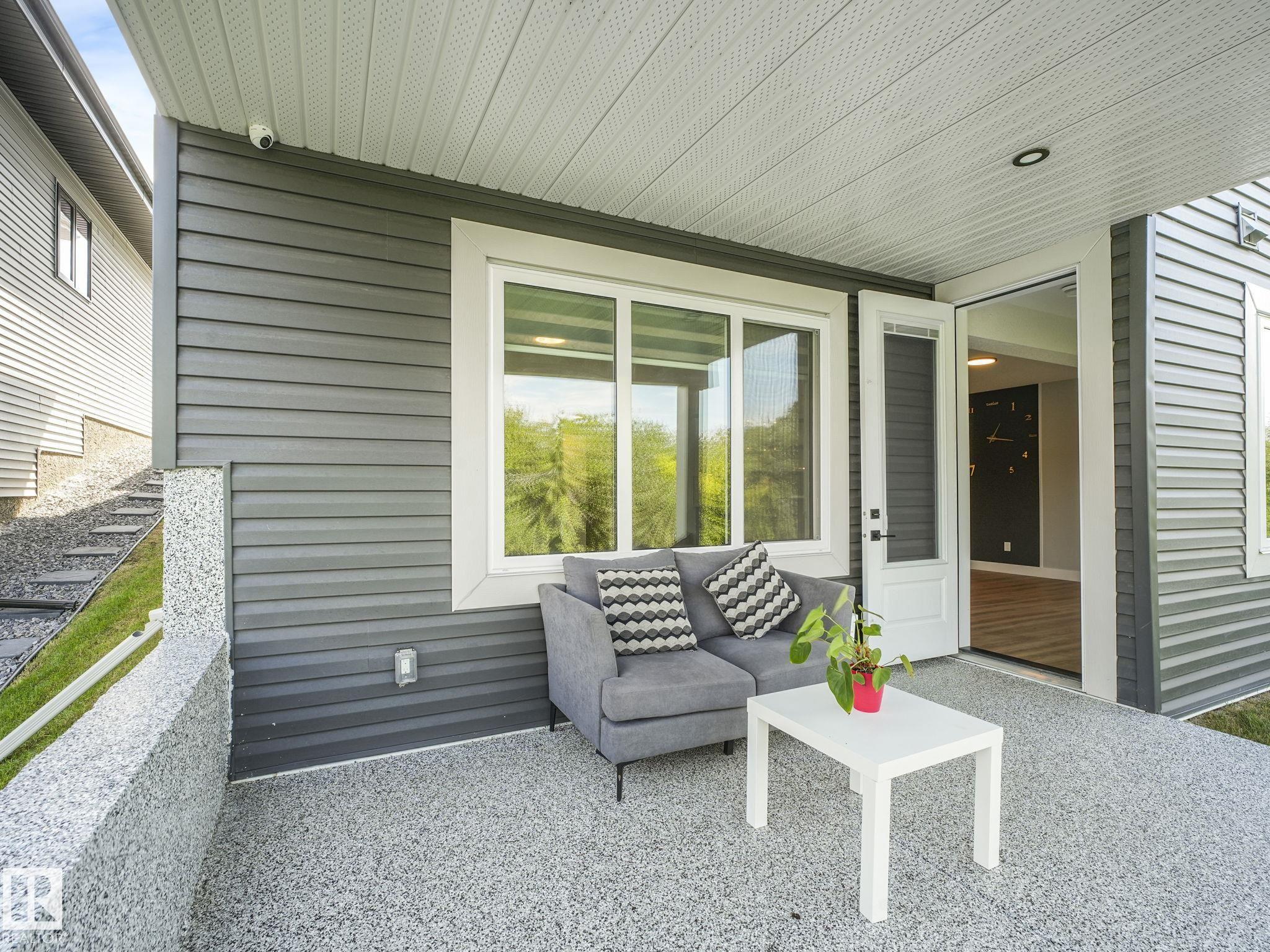 Photo 51 at 15 Elwyck Gate, Fenwyck, Spruce Grove