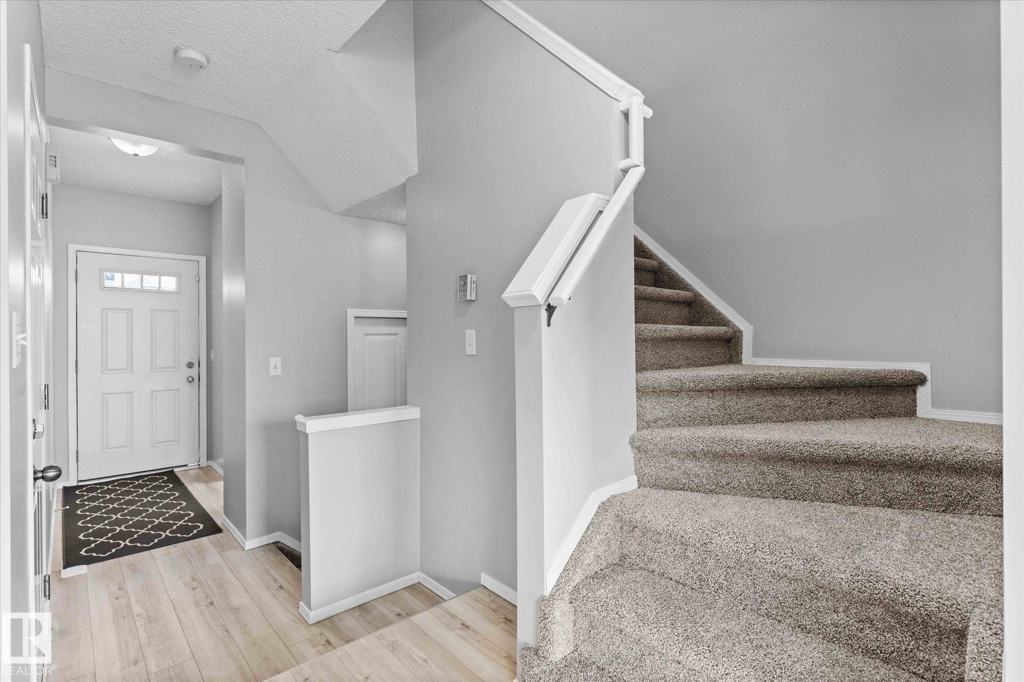 Photo 14 at 32 Nevis Close, North Ridge, St. Albert