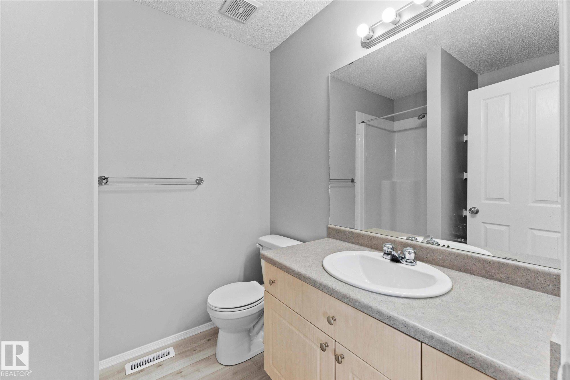 Photo 20 at 32 Nevis Close, North Ridge, St. Albert