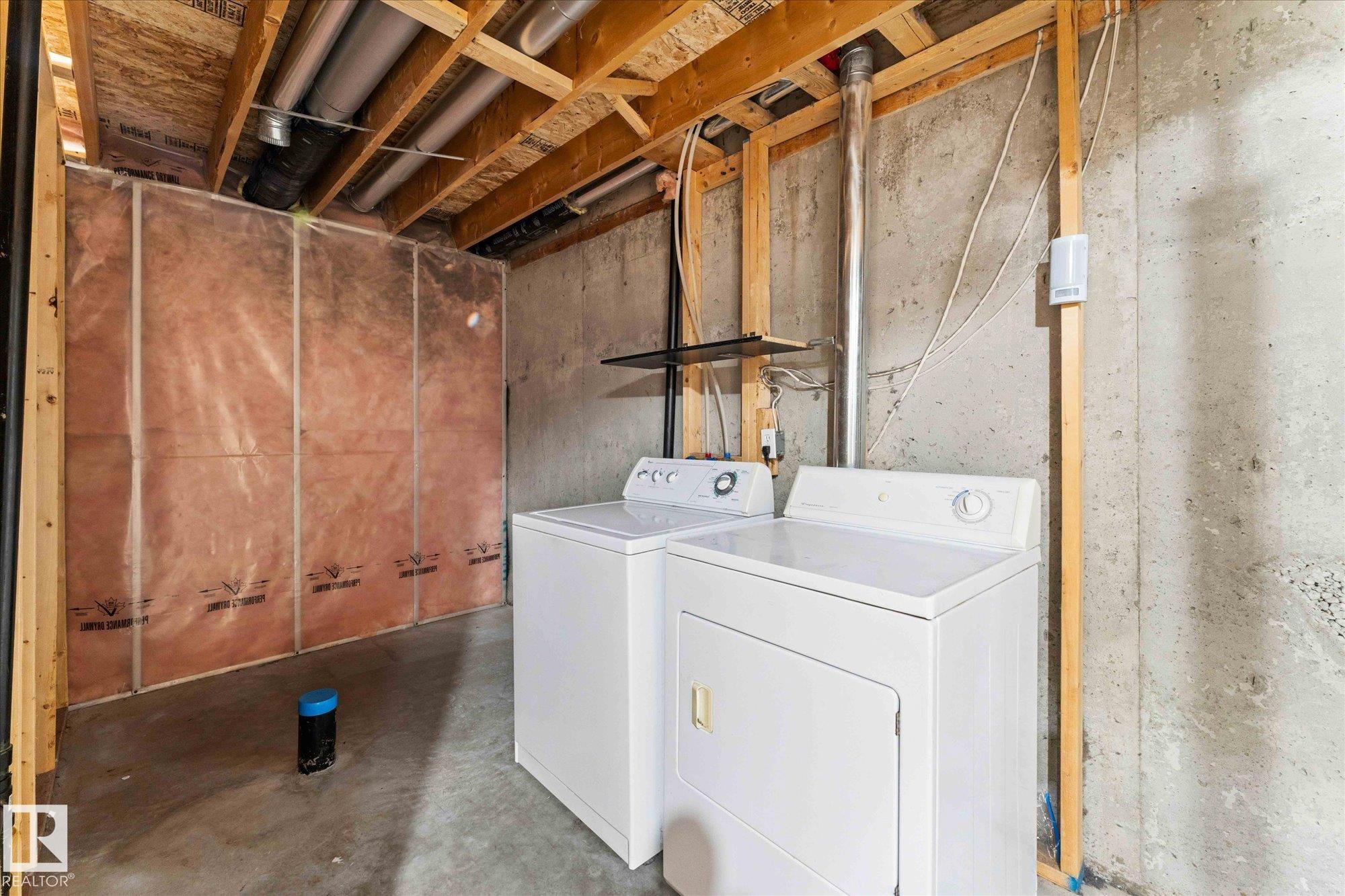 Photo 32 at 32 Nevis Close, North Ridge, St. Albert