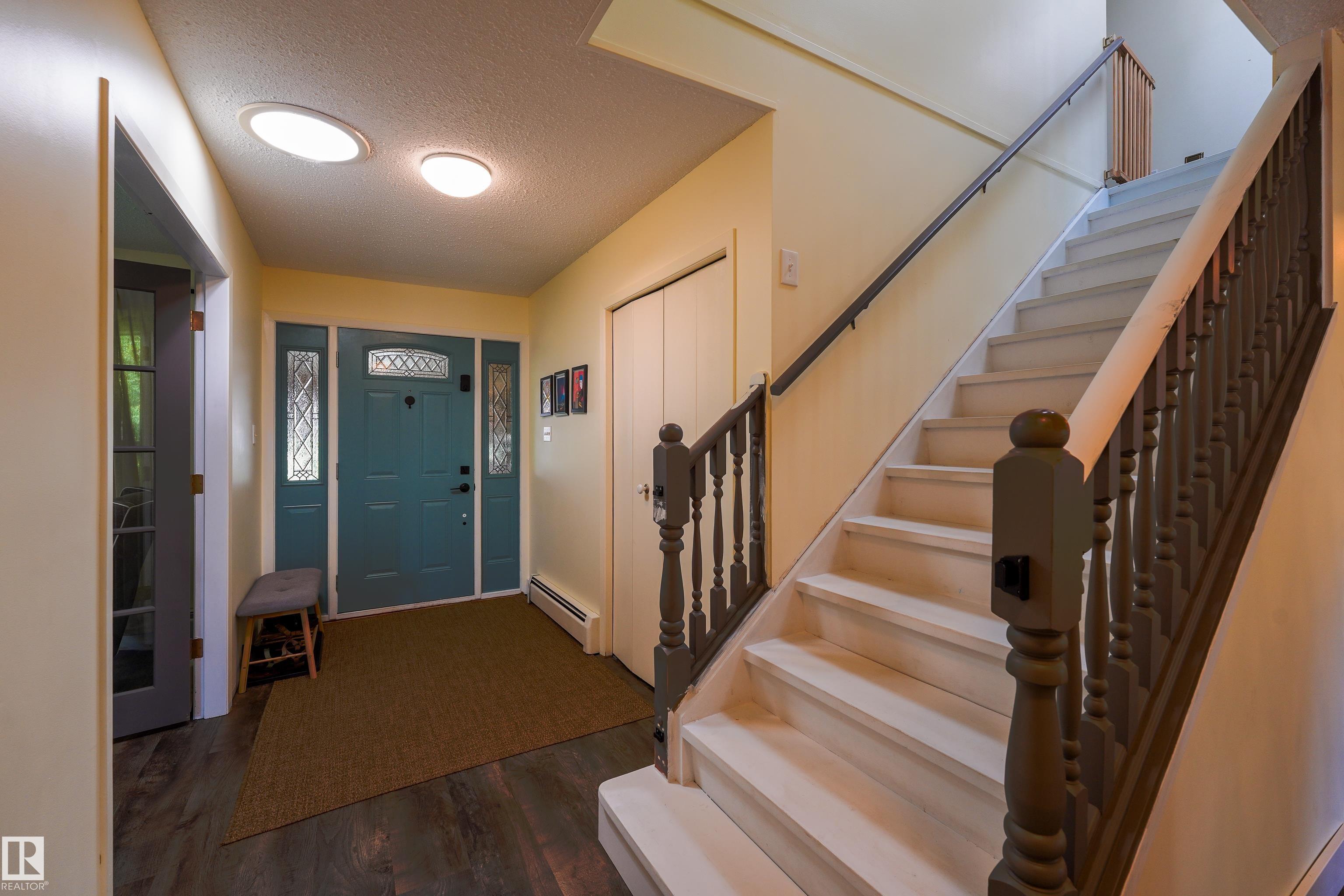 Photo 16 at 10725 72 Avenue NW, Queen Alexandra, Edmonton