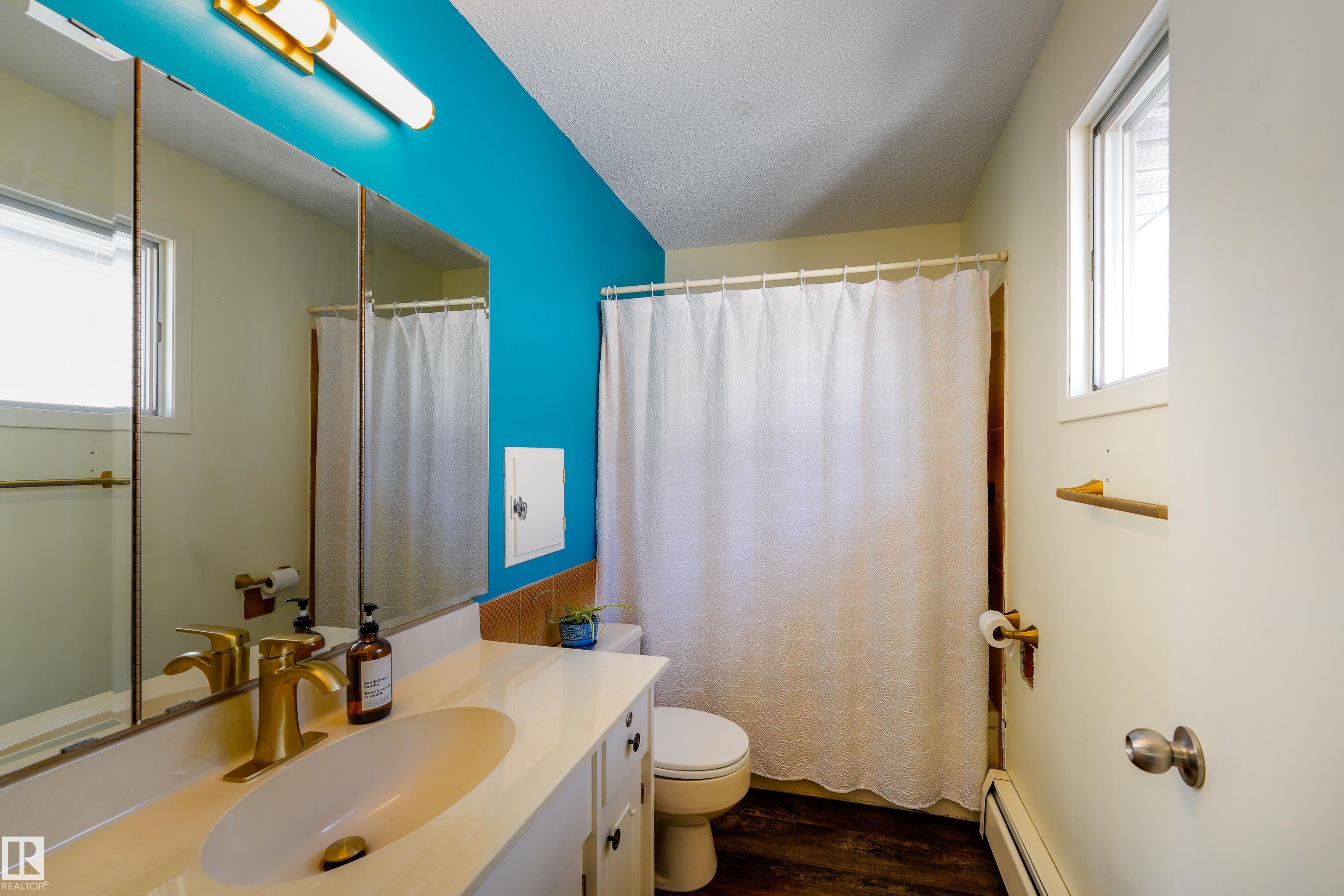 Photo 21 at 10725 72 Avenue NW, Queen Alexandra, Edmonton
