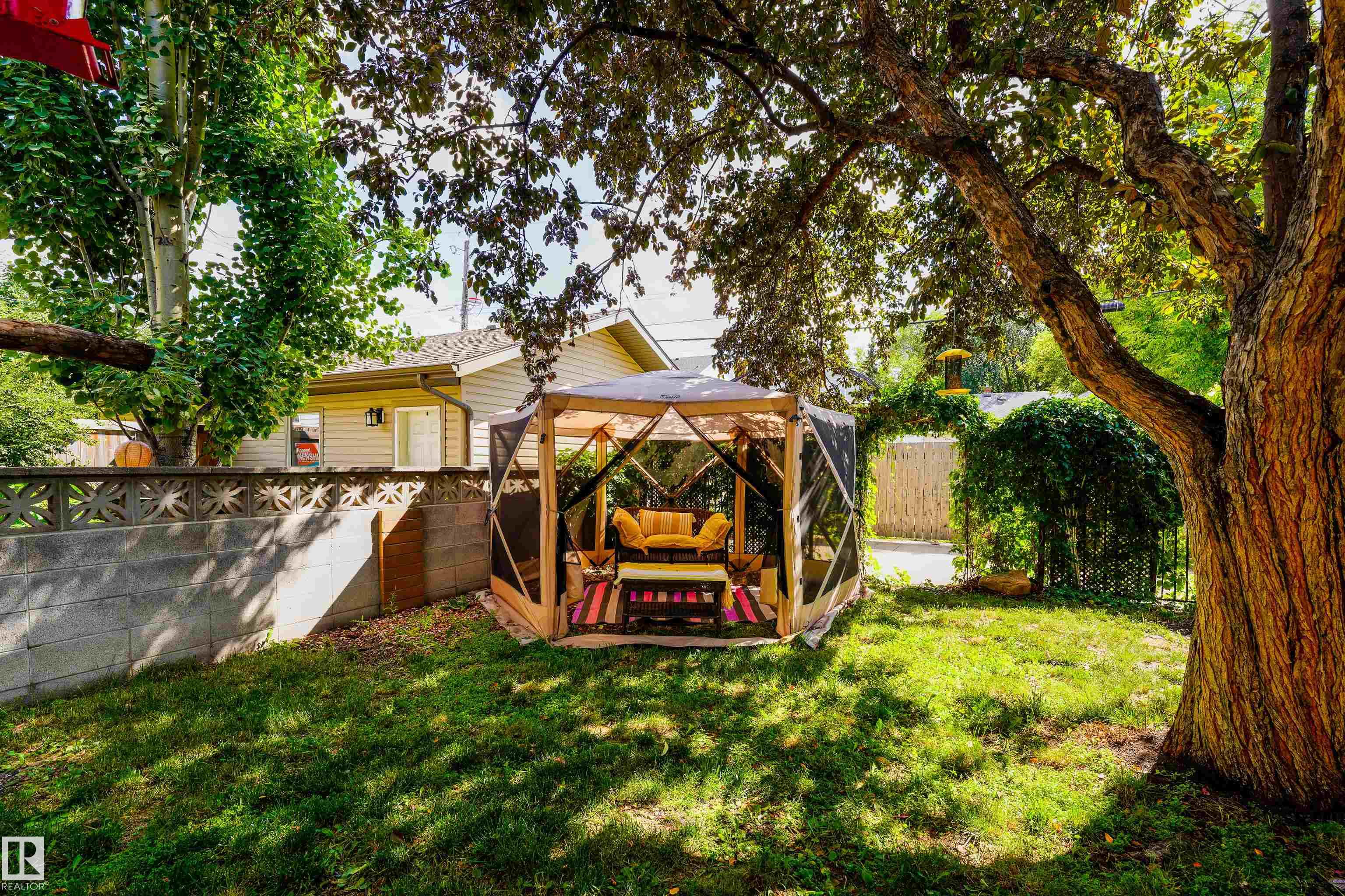 Photo 34 at 10725 72 Avenue NW, Queen Alexandra, Edmonton