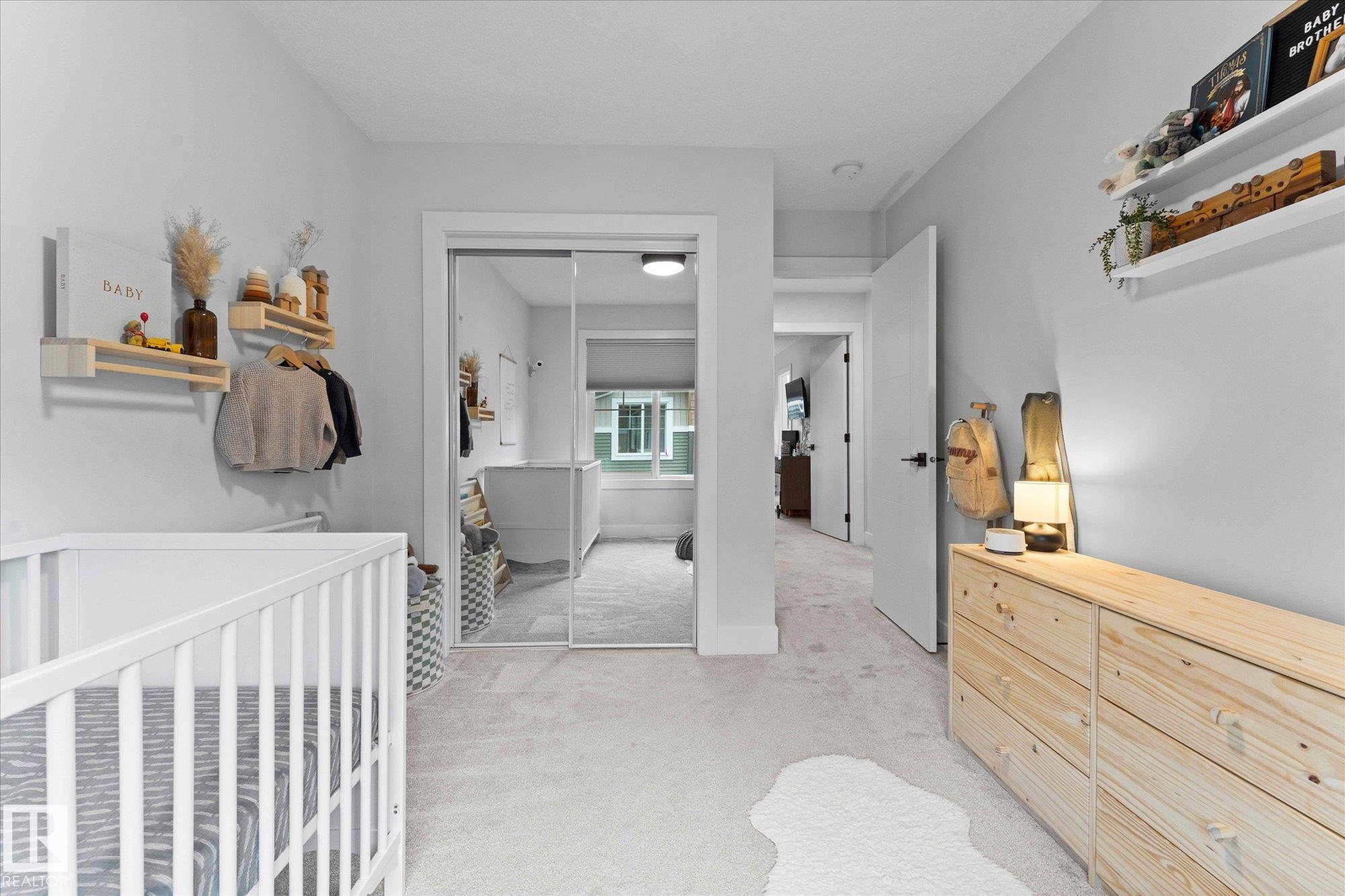 http://cdnparap120.paragonrels.com/ParagonImages/Property/p12/RAE/225364790/27/0/0/7b8a83f15077f46fabe96886652be5ca/1/6edf3f8022bb60c63a78a98746b461b8/225364790-7b3db4f8-0673-43d5-acb7-e794ccd3169e.JPG