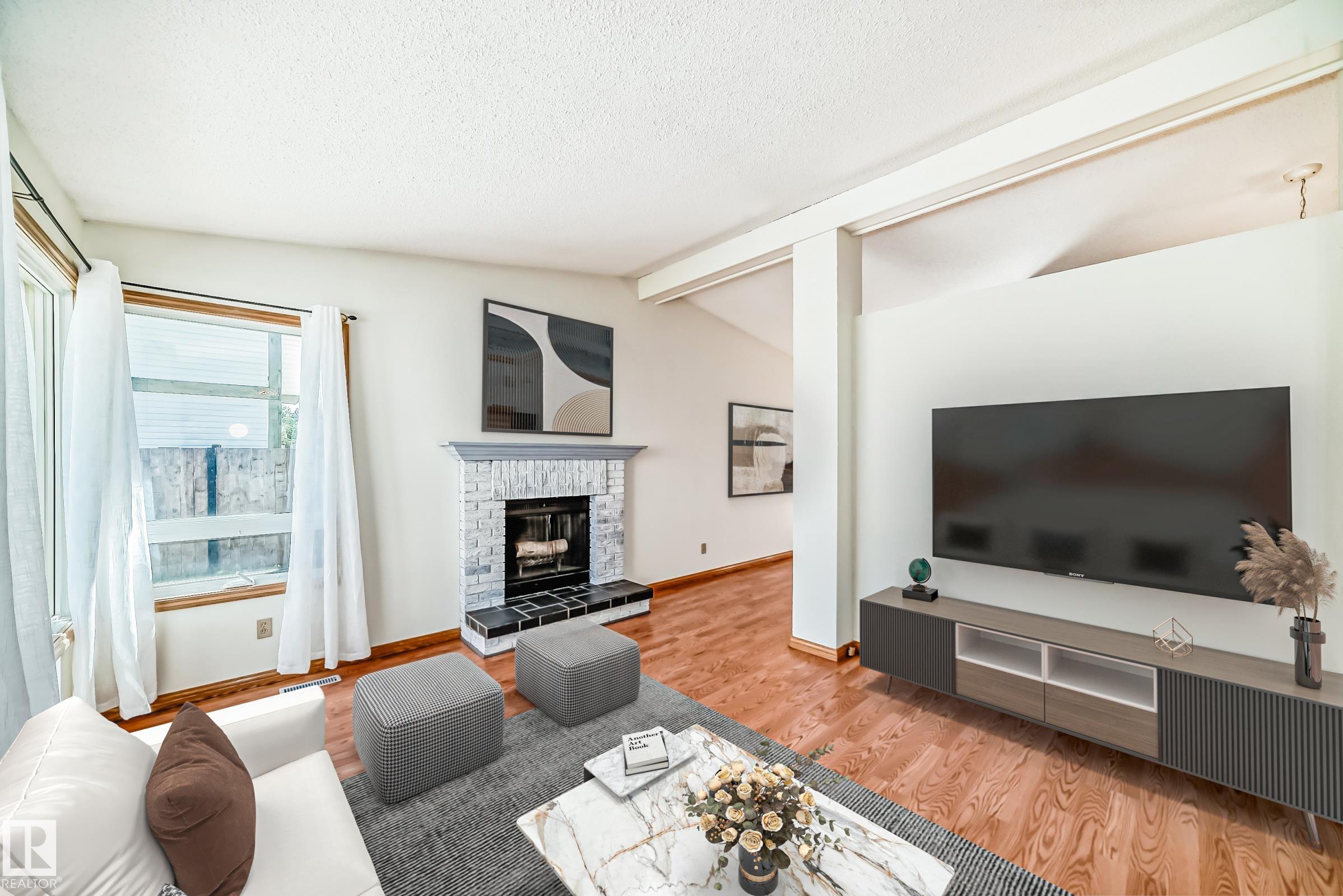 Photo 2 at 9 Wellington Crescent, Woodhaven, Spruce Grove