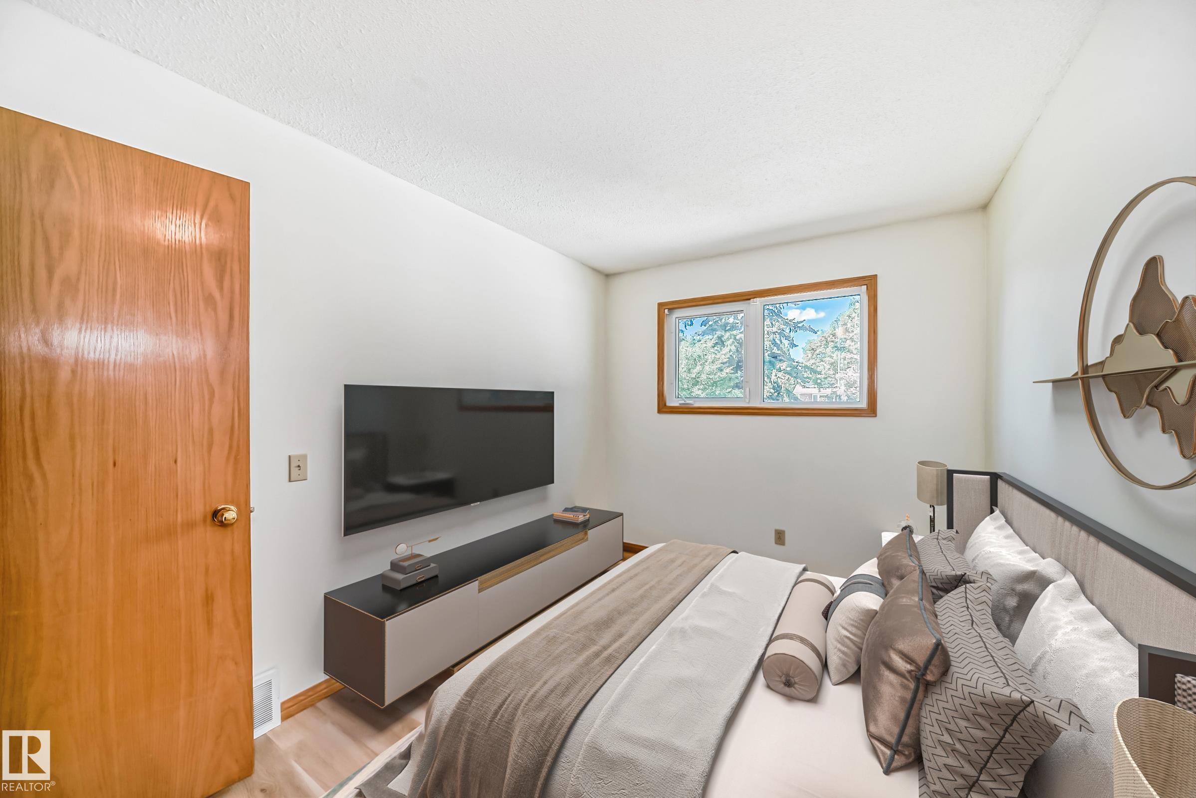 Photo 21 at 9 Wellington Crescent, Woodhaven, Spruce Grove