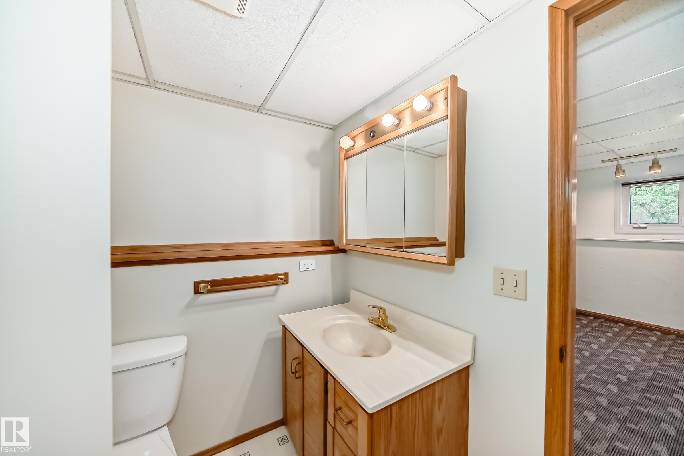 Photo 39 at 9 Wellington Crescent, Woodhaven, Spruce Grove