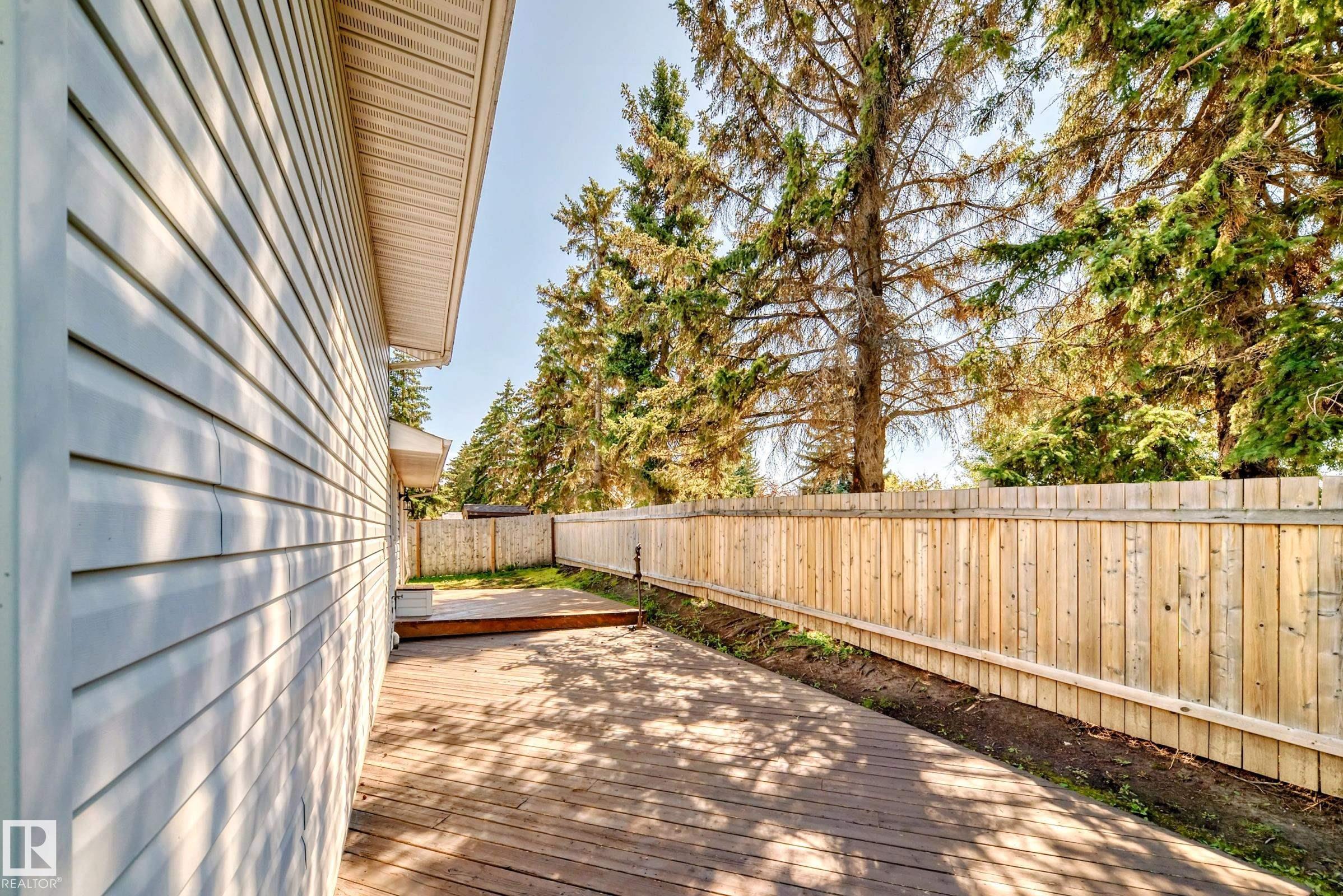 Photo 49 at 9 Wellington Crescent, Woodhaven, Spruce Grove