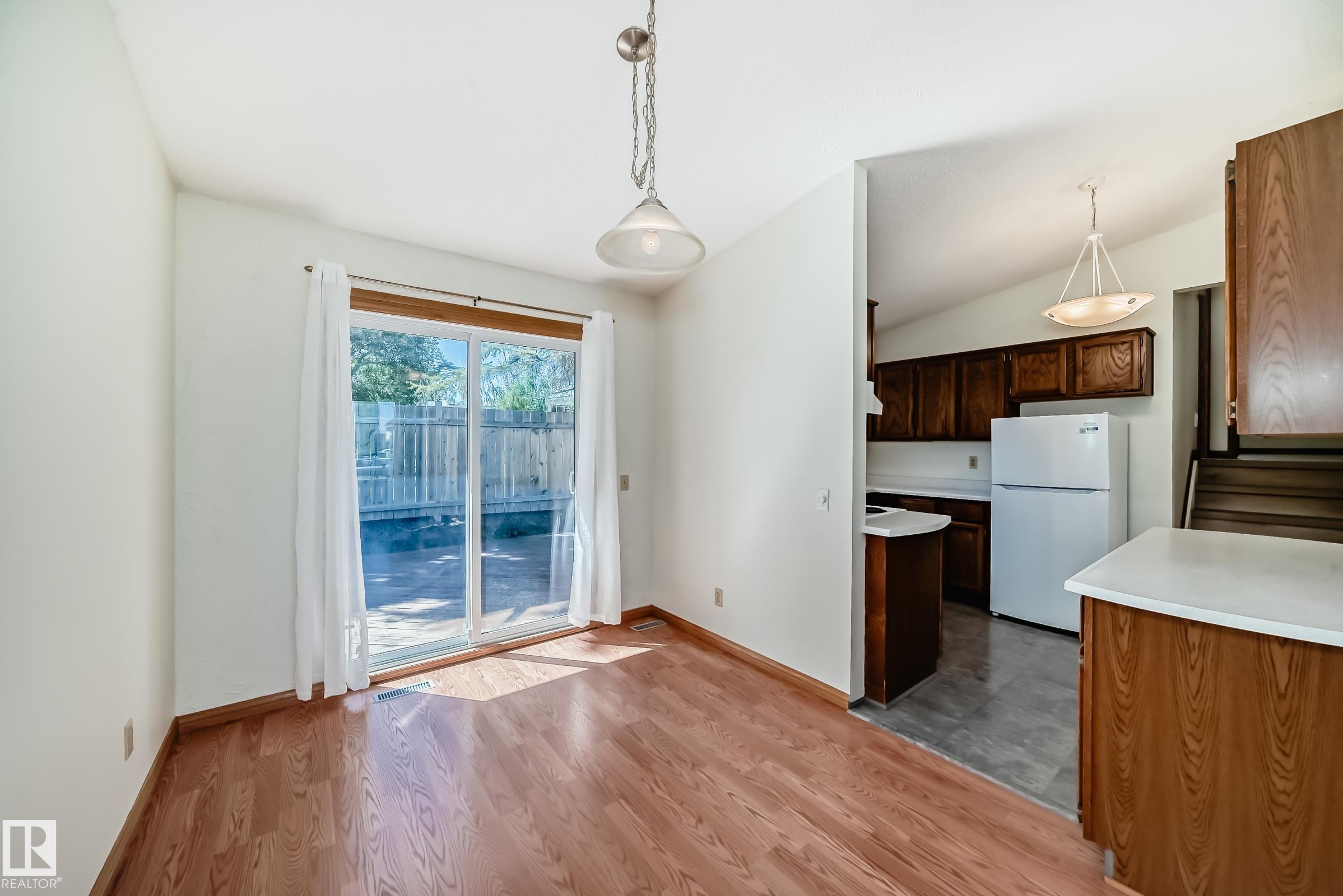 Photo 10 at 9 Wellington Crescent, Woodhaven, Spruce Grove