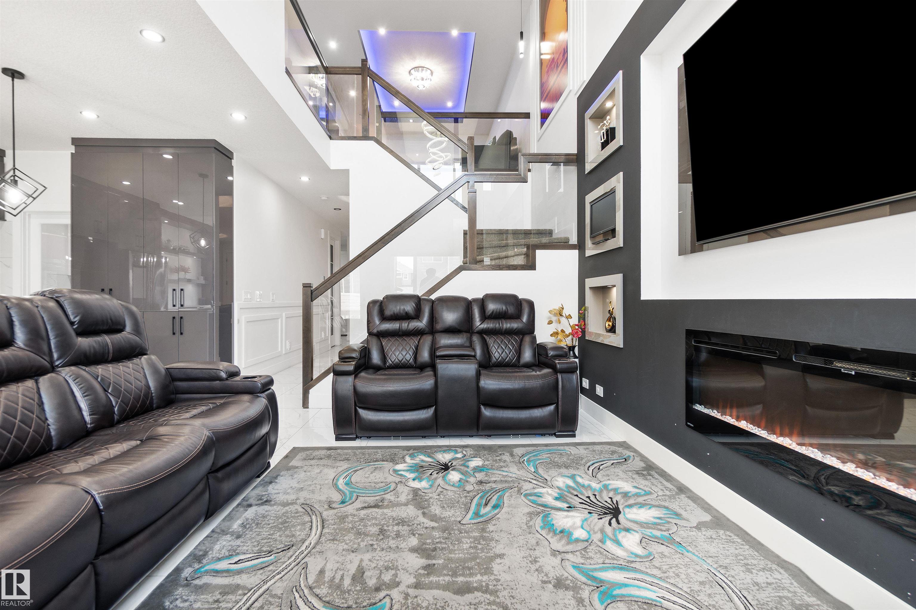 Photo 9 at 315 42 Street SW, Charlesworth, Edmonton
