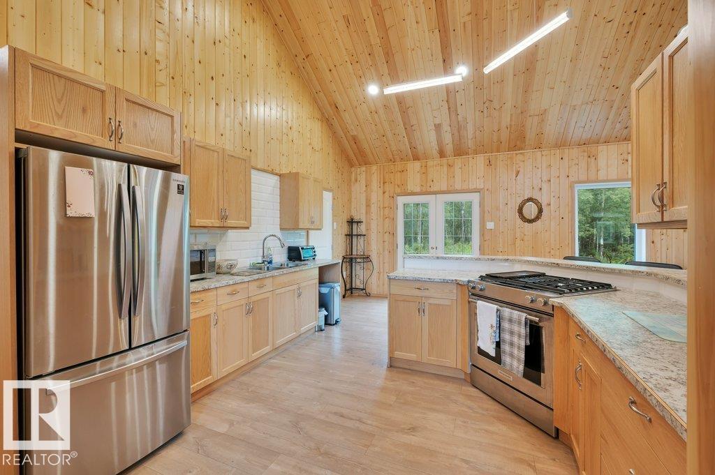 Photo 14 at 20322 Twp Road 515, None, Rural Strathcona County