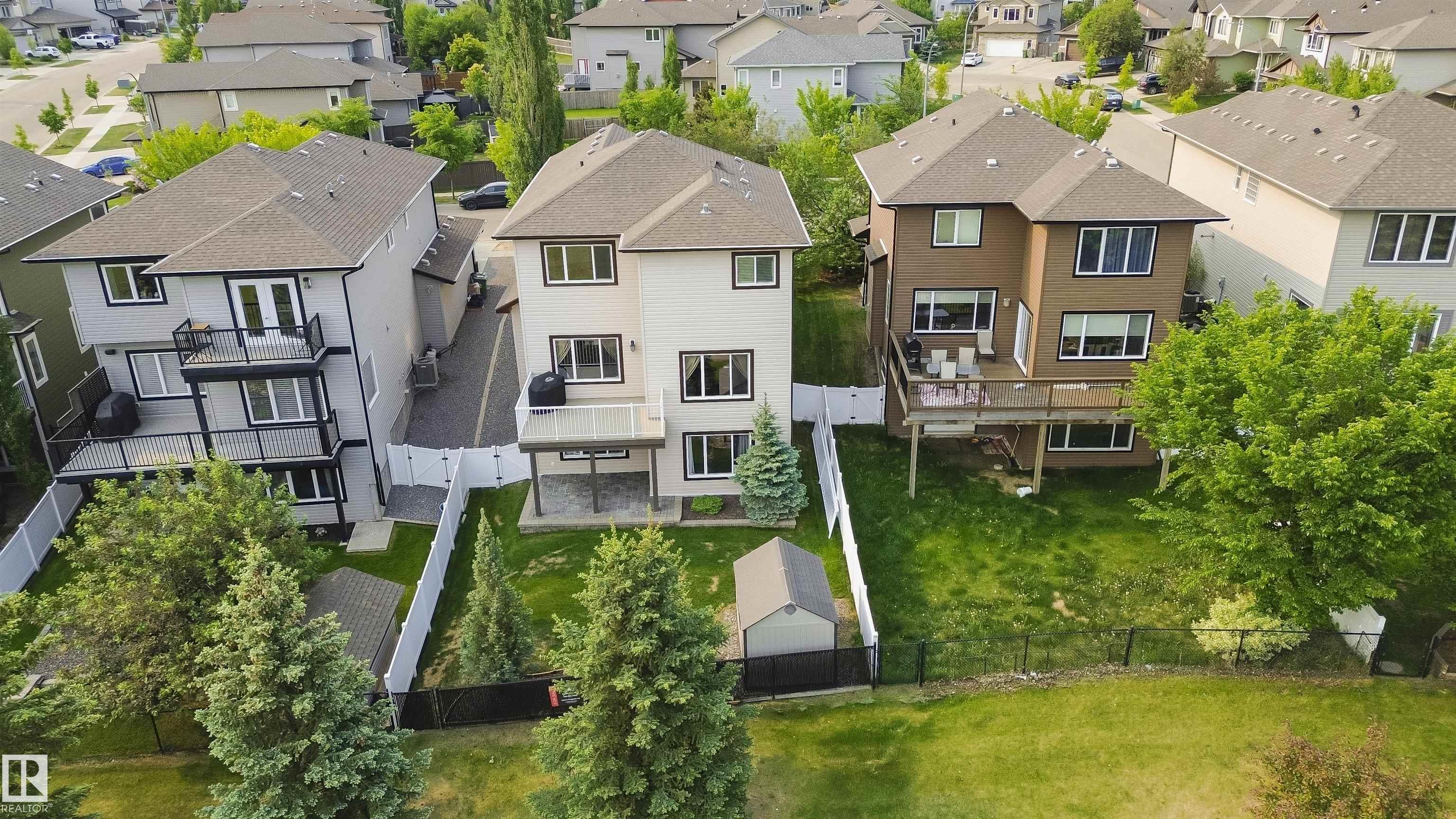 Photo 11 at 72 Rue Blanchard, Coloniale Estates, Beaumont