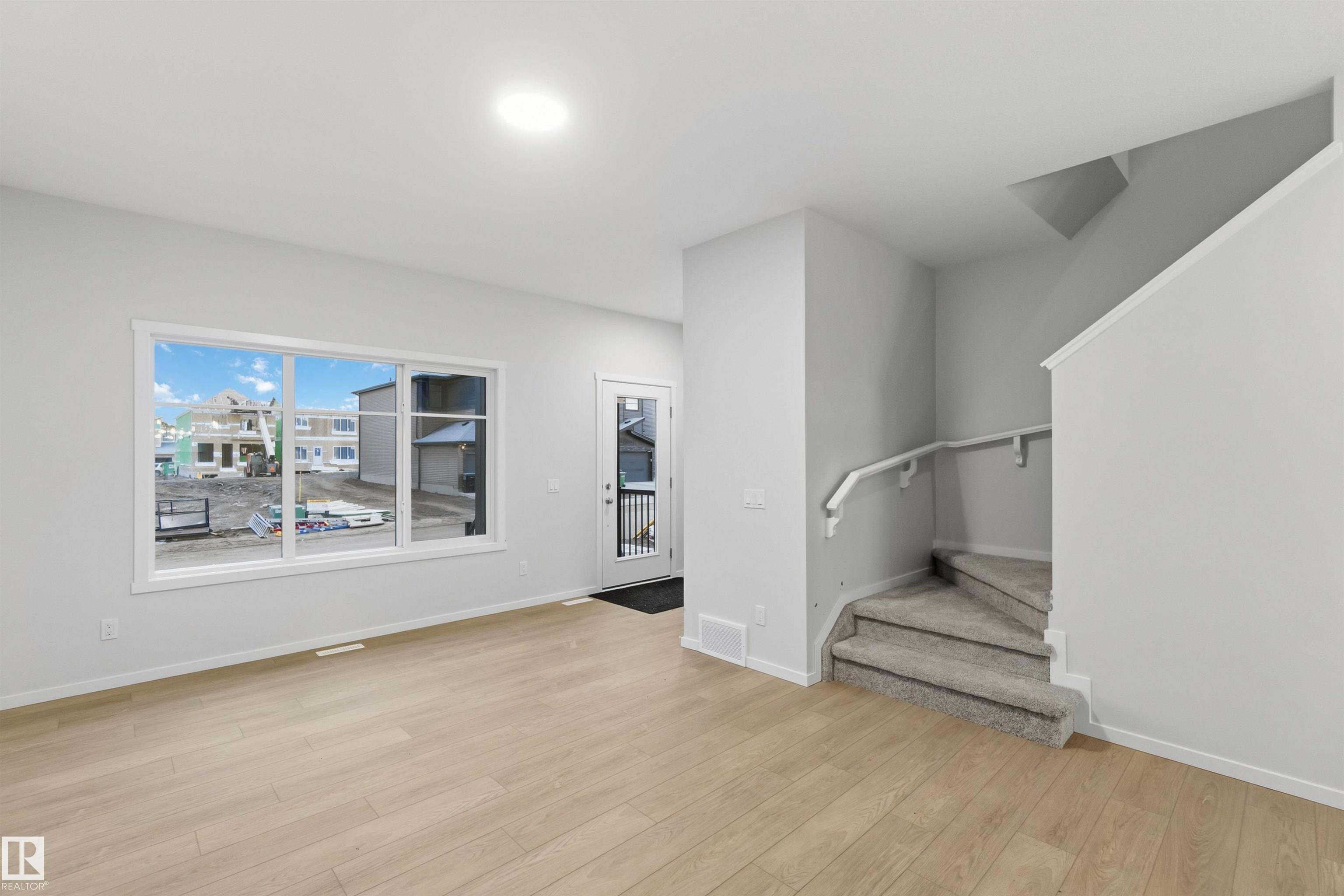 Picture for 9083 Elves LO NW