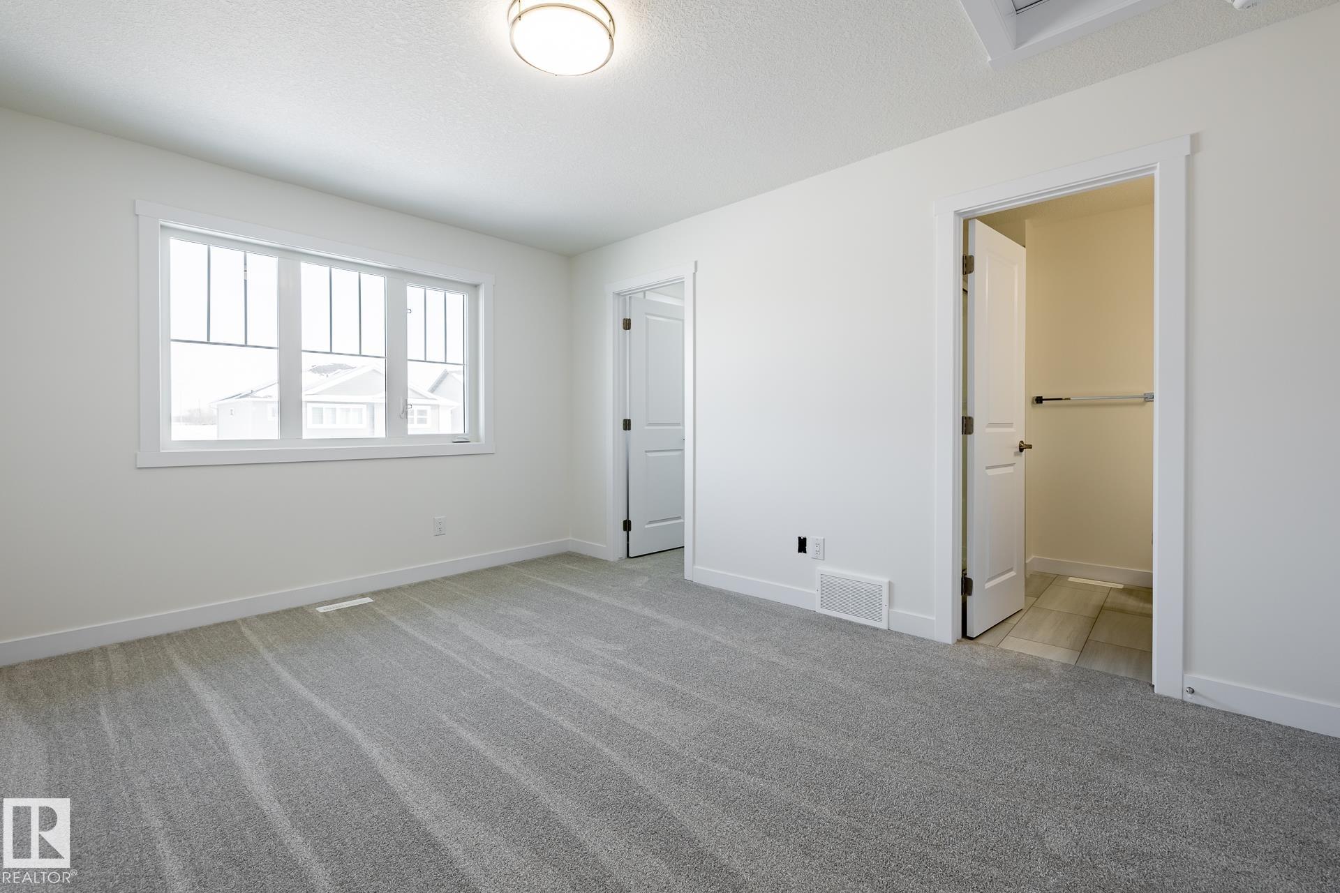 Photo 13 at 27 Renwyck Place, Fenwyck, Spruce Grove