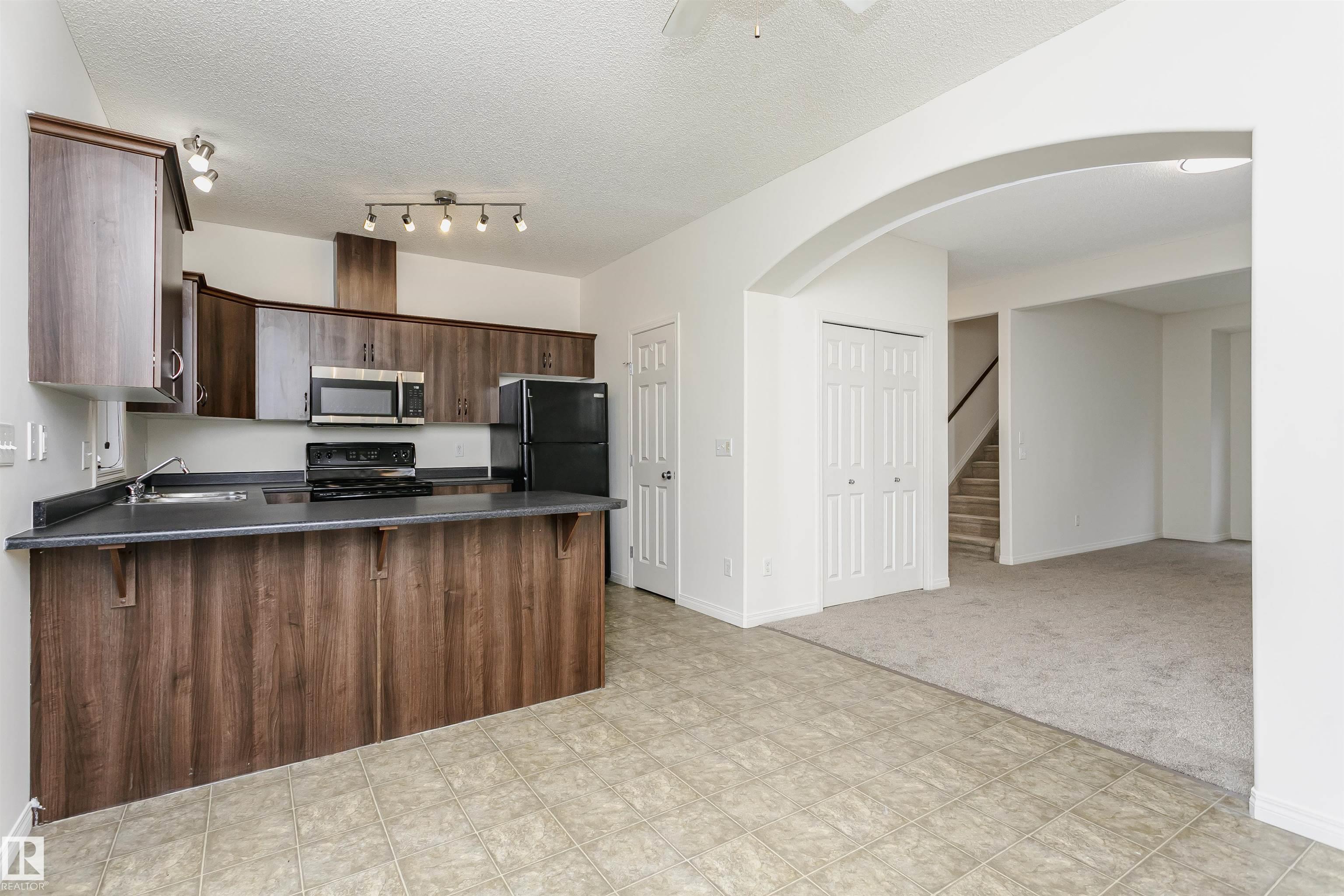 Photo 23 at 50 - 5102 30 Avenue, Place Chaleureuse, Beaumont