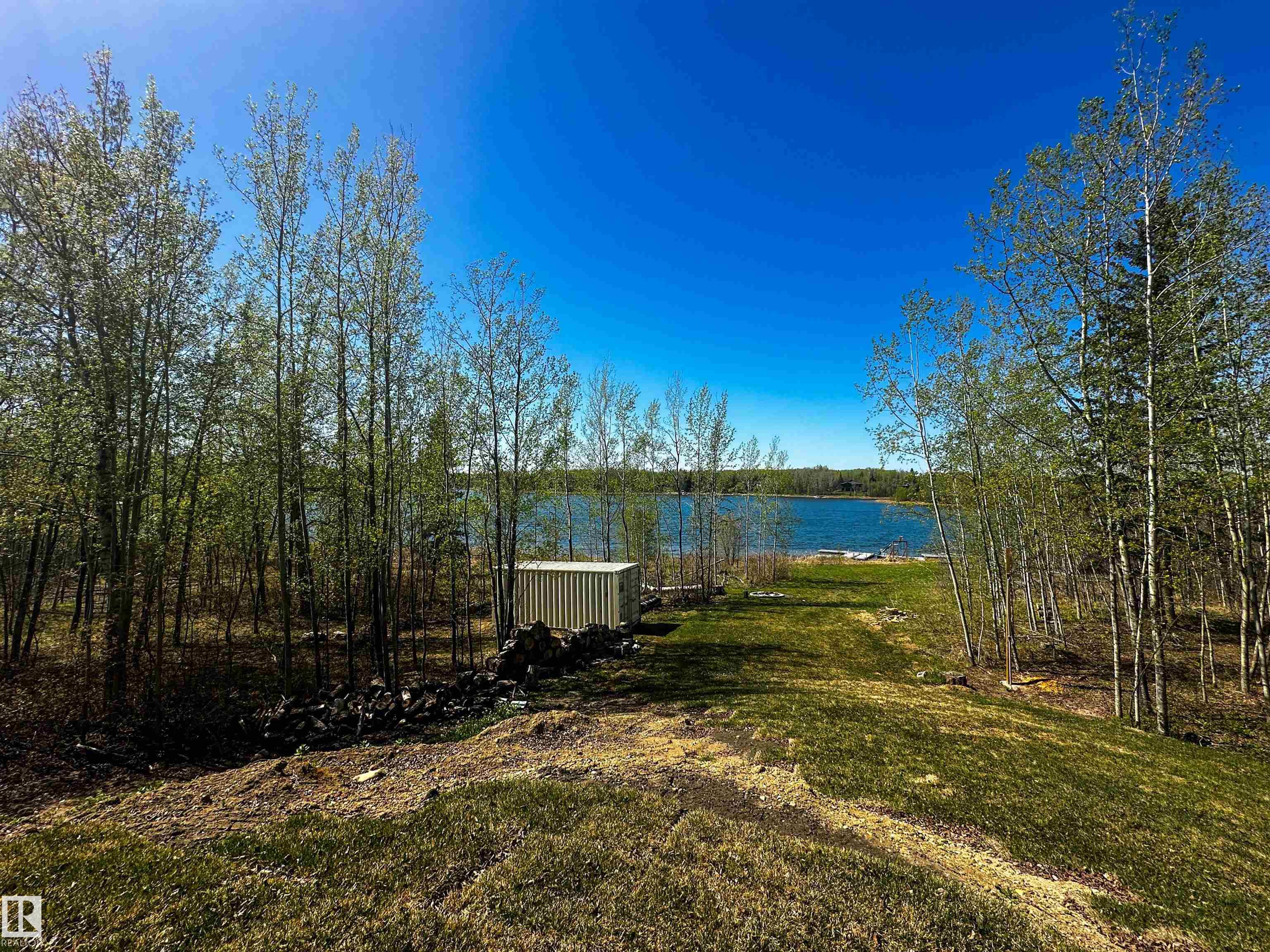 Photo 18 at 43 - 2307 Twp Road 522, West Point Estates, Rural Parkland County