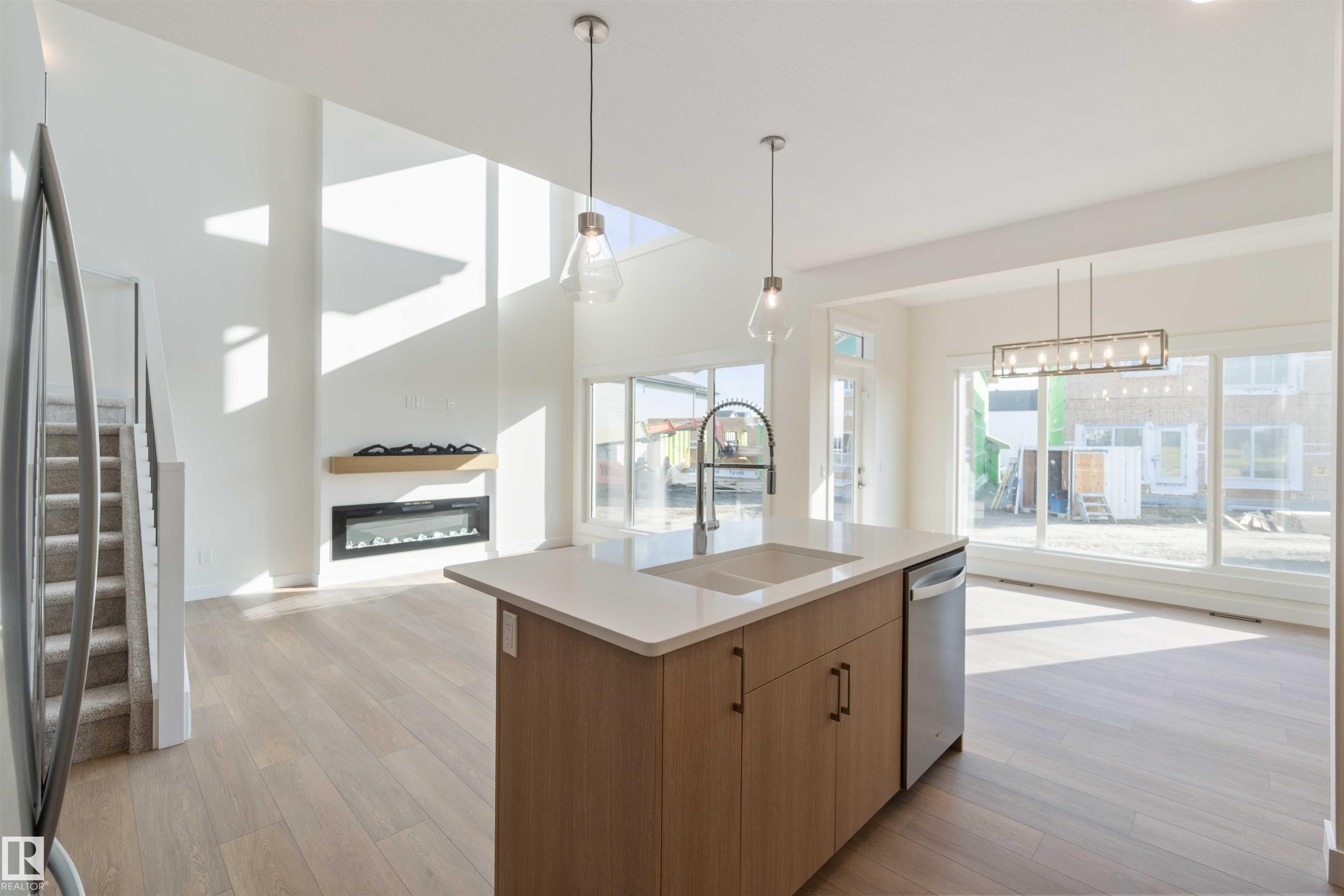 Picture for 2811 191 ST NW