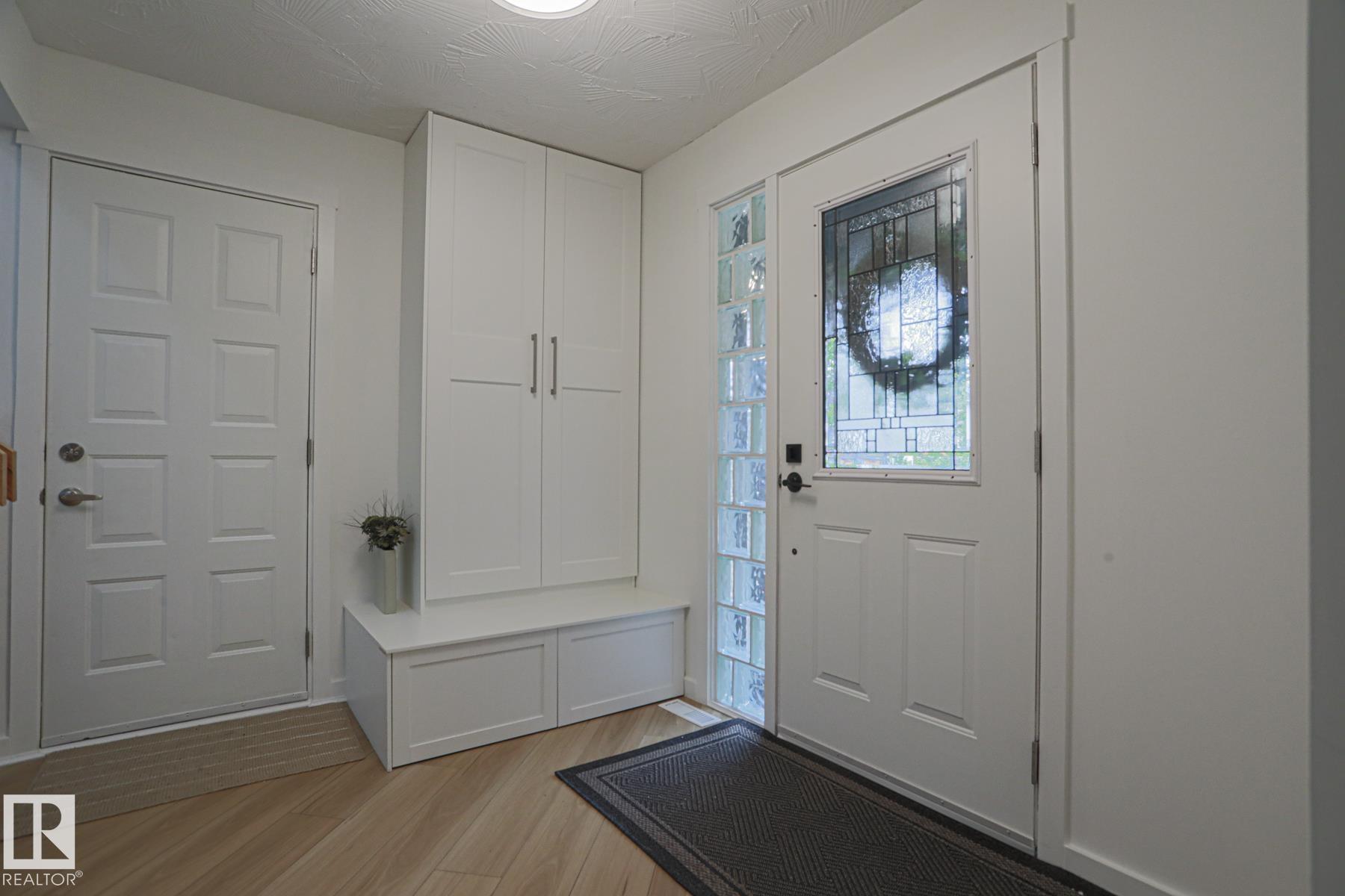 Photo 3 at 51551 Rge Rd 212a, Collingwood Cove, Rural Strathcona County