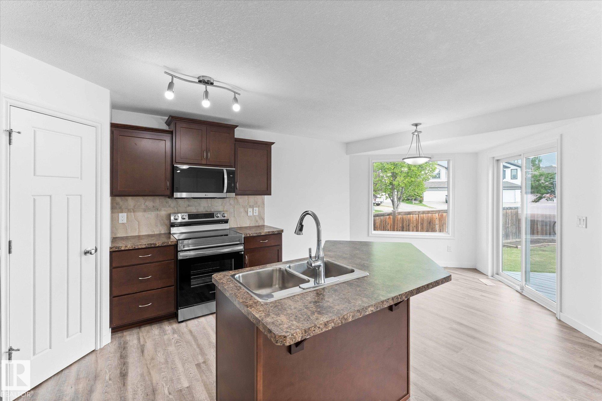 Photo 5 at 1 Ridgeland Way, South Fort, Fort Saskatchewan