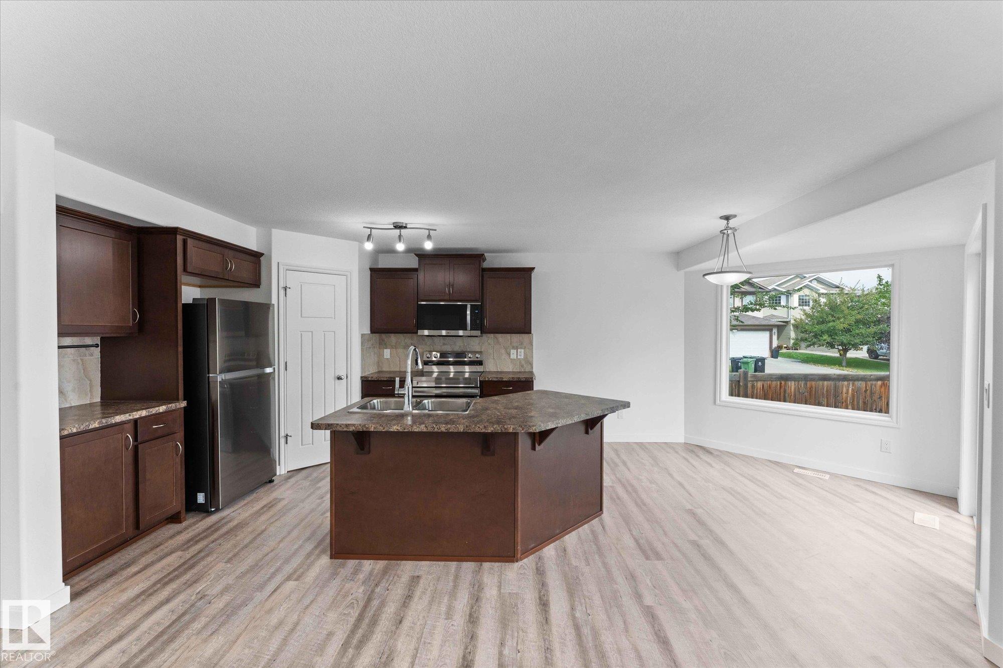 Photo 6 at 1 Ridgeland Way, South Fort, Fort Saskatchewan