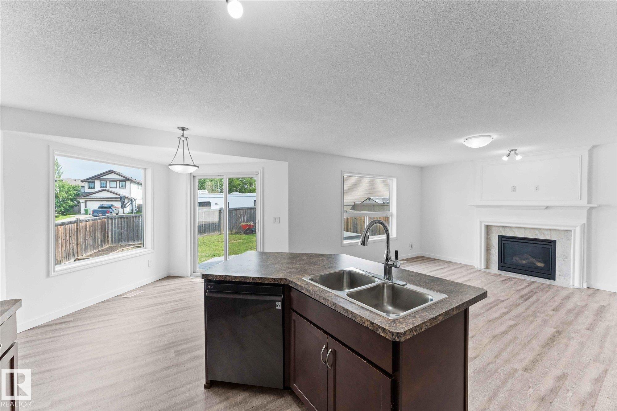 Photo 9 at 1 Ridgeland Way, South Fort, Fort Saskatchewan