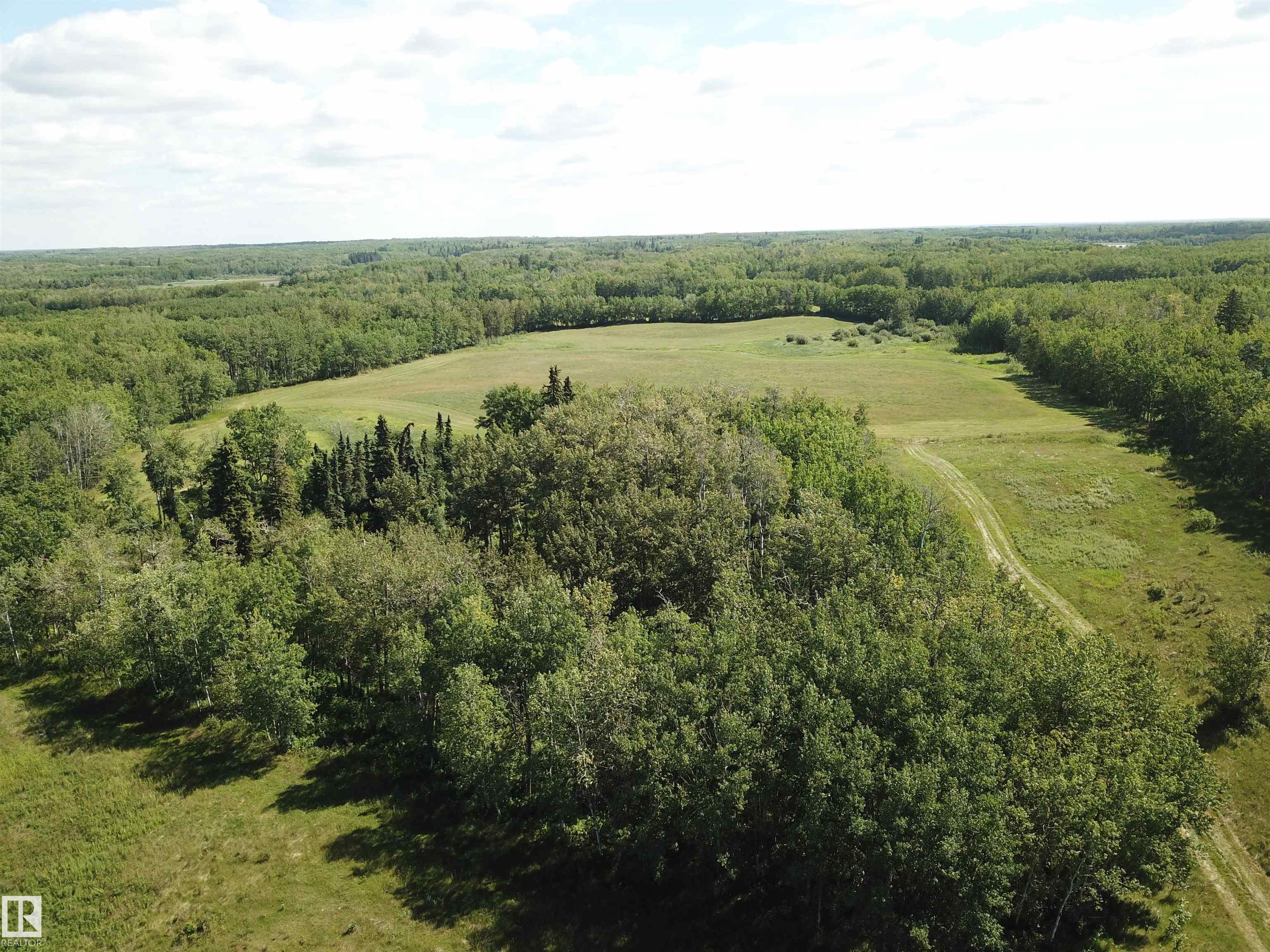 Photo 8 at 53121 Rg Rd 212, None, Rural Strathcona County