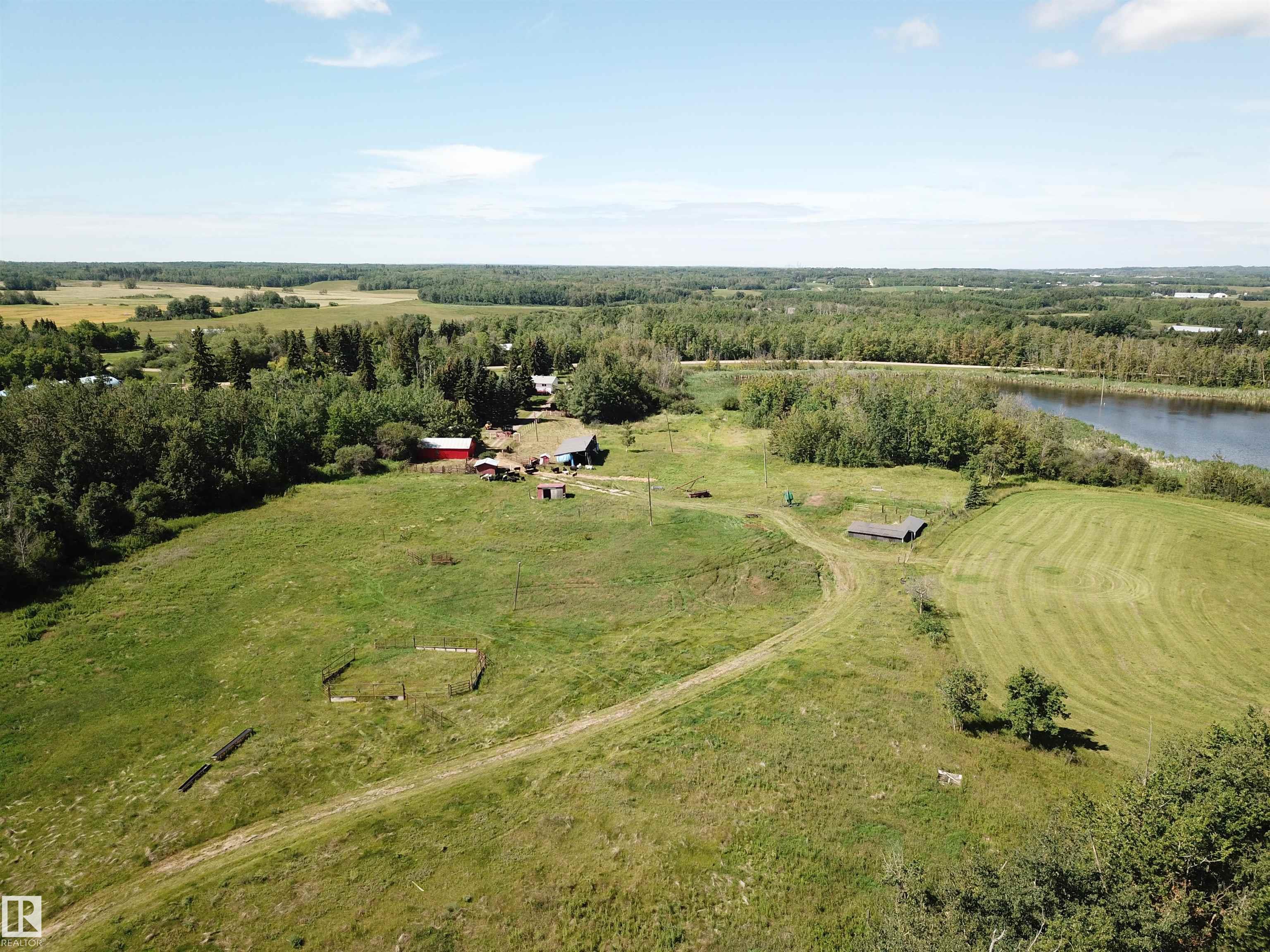 Photo 9 at 53121 Rg Rd 212, None, Rural Strathcona County