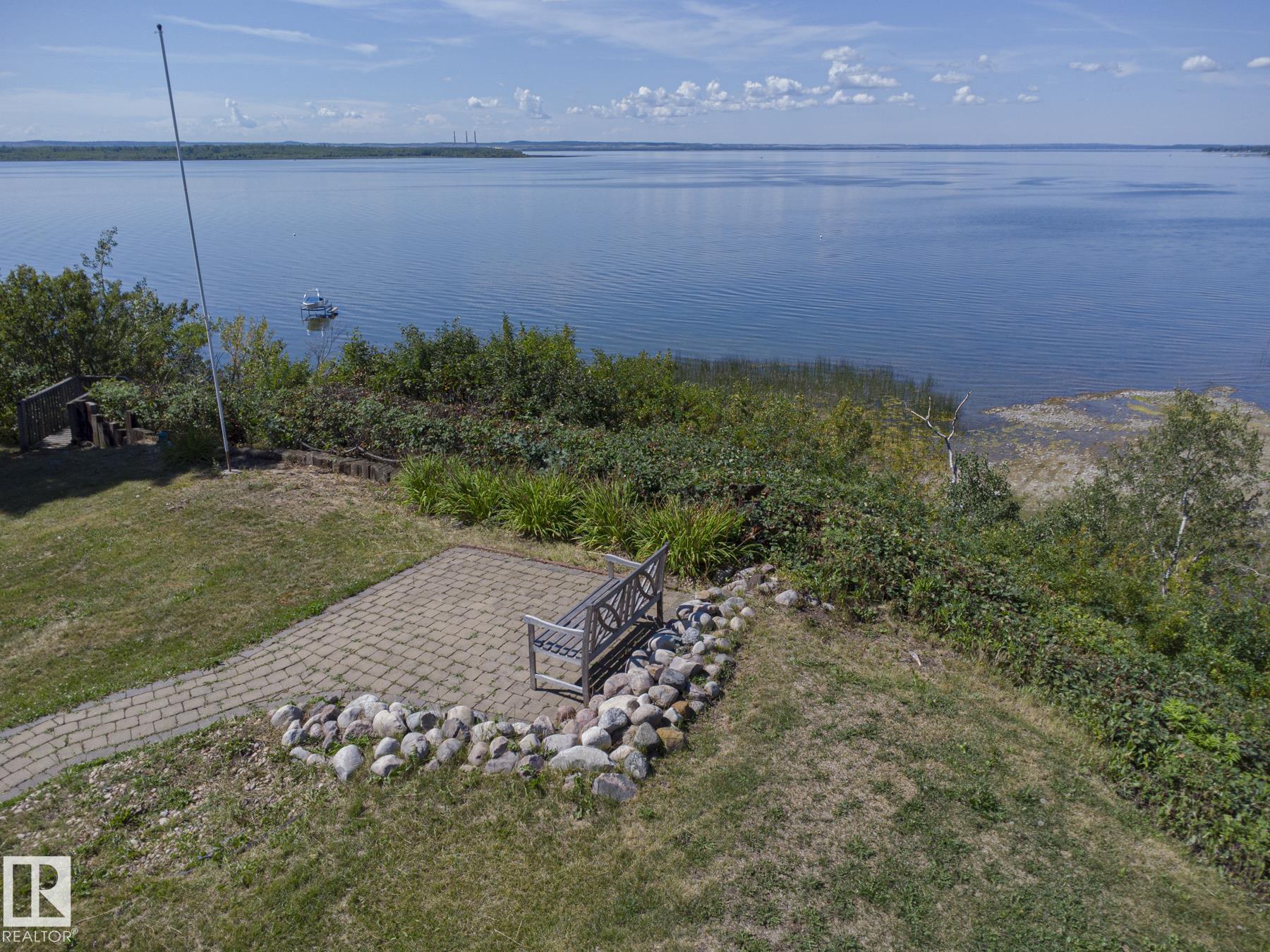 Photo 44 at 9 Gibbons Avenue, Kapasiwin, Rural Parkland County