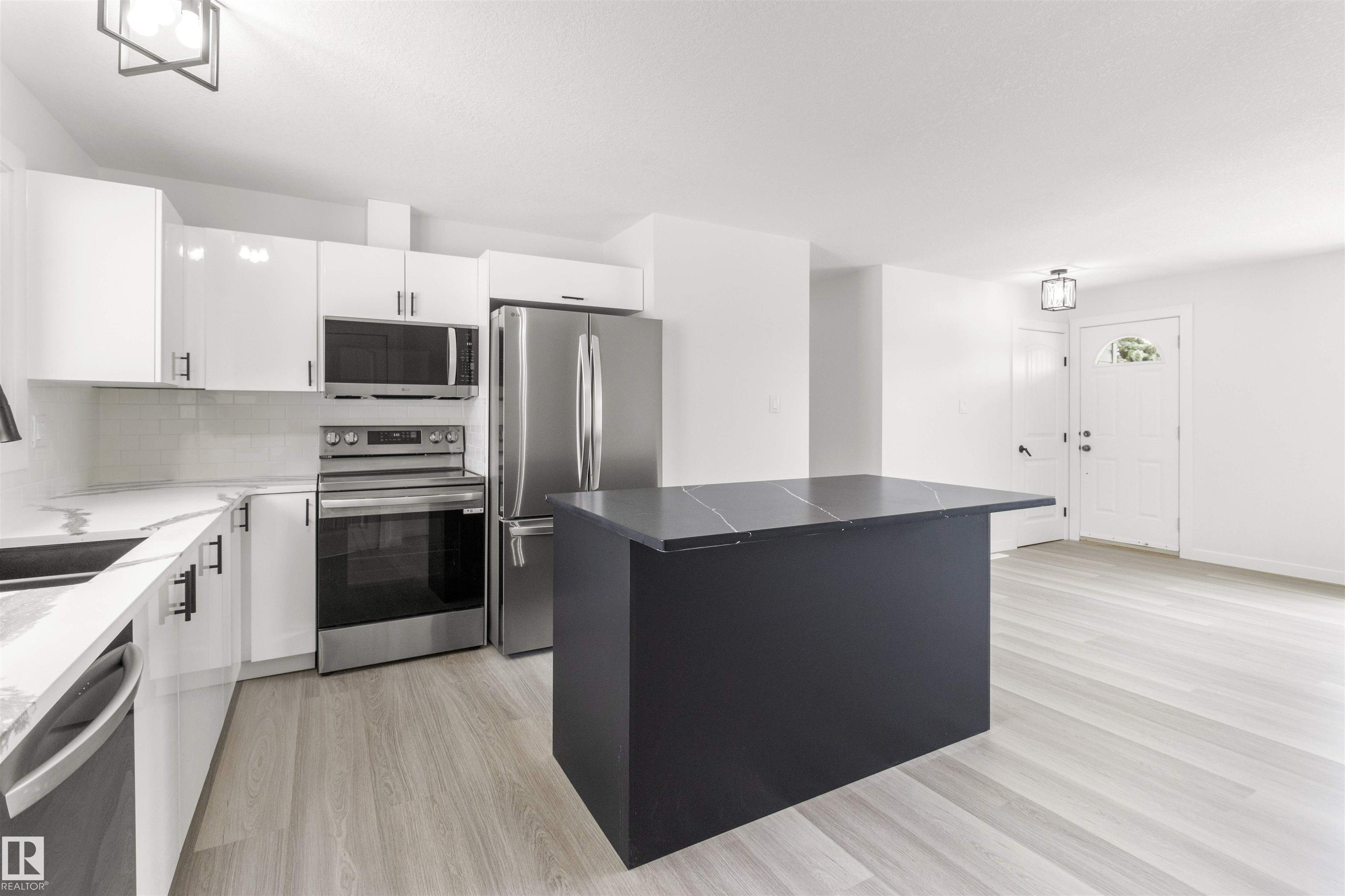 Photo 12 at 875 Juniper Avenue, Sherwood Heights, Sherwood Park