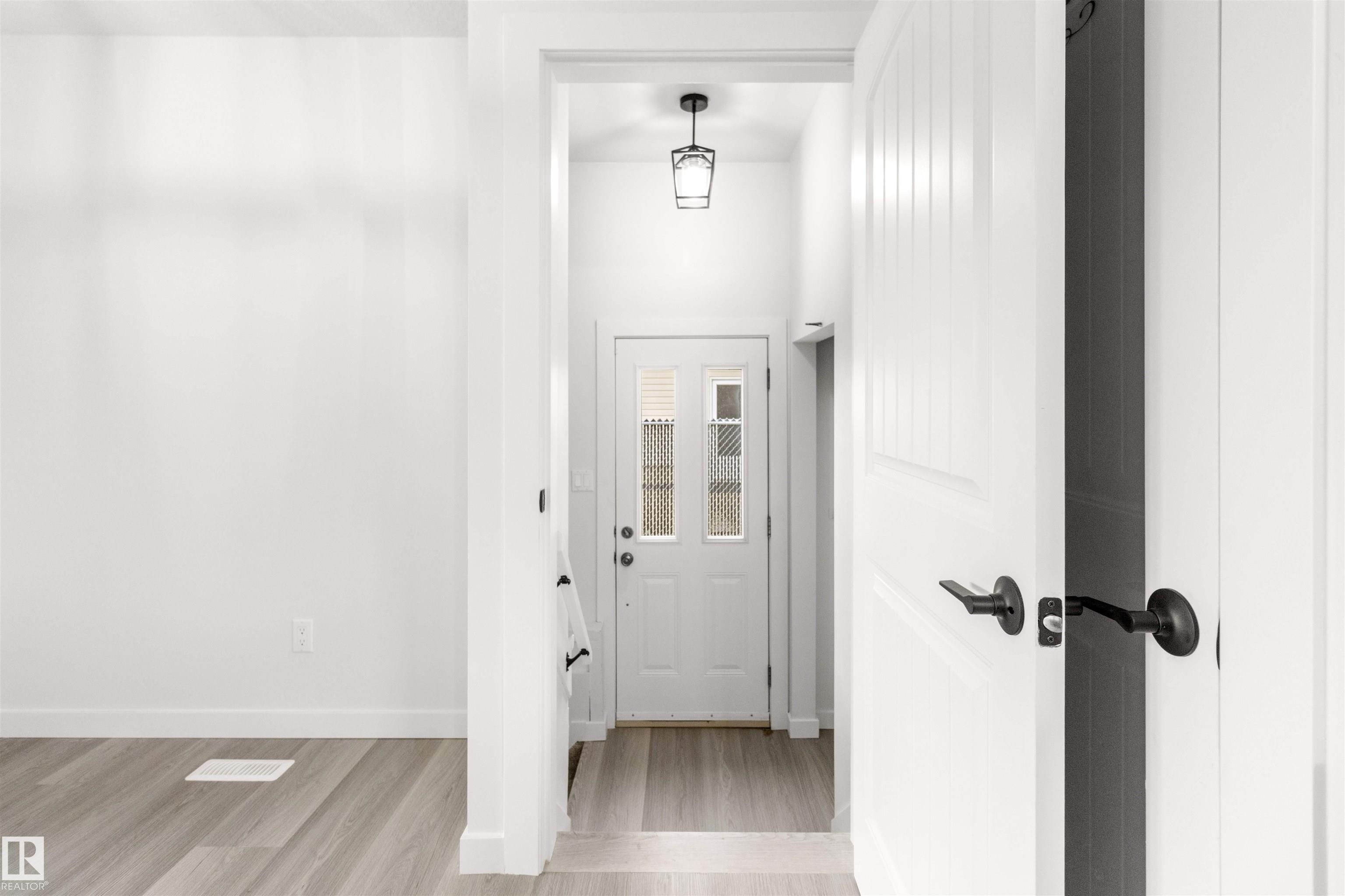 Photo 28 at 875 Juniper Avenue, Sherwood Heights, Sherwood Park