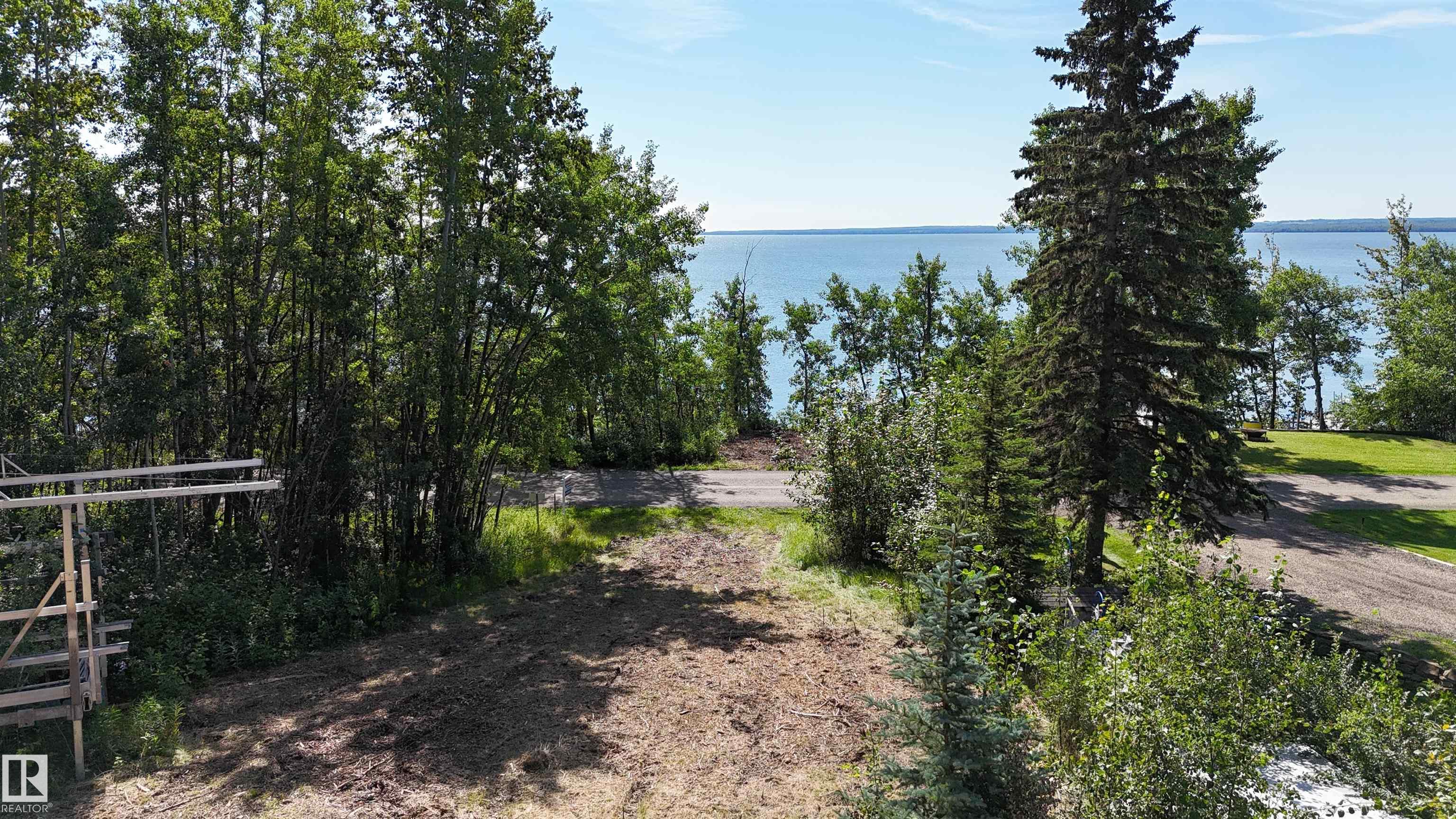 Photo 24 at 4020 - 47436 Rge Road 15, Mission Beach, Rural Leduc County