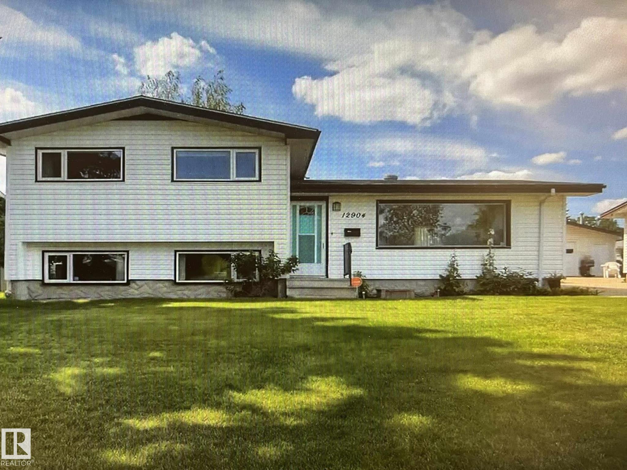 12904 95 Street NW, Killarney, Edmonton 
