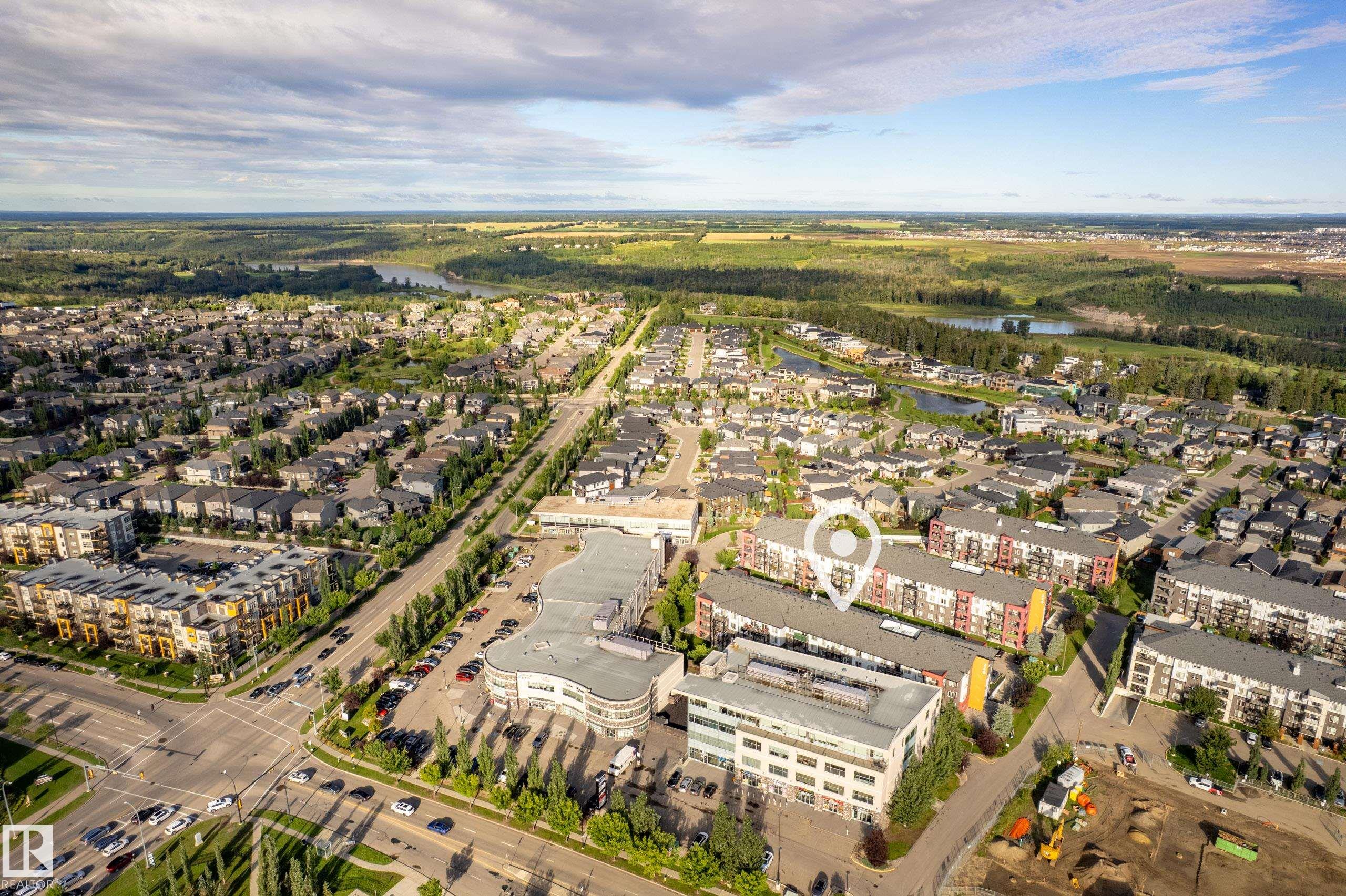 http://cdnparap120.paragonrels.com/ParagonImages/Property/p12/RAE/225365307/29/0/0/22222acee9ff49109b93433c7aa0a3bd/1/672727d4c1c8ad56cbf3a46629954586/225365307-3aa9e37f-70d8-4158-9fe4-4450b41c98e0.JPG
