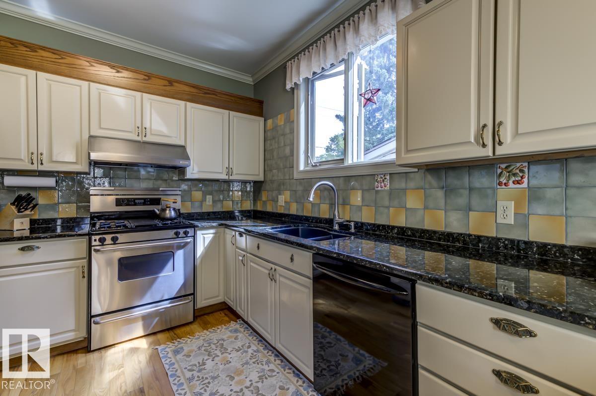 Photo 18 at 9523 101 Street NW, Rossdale, Edmonton